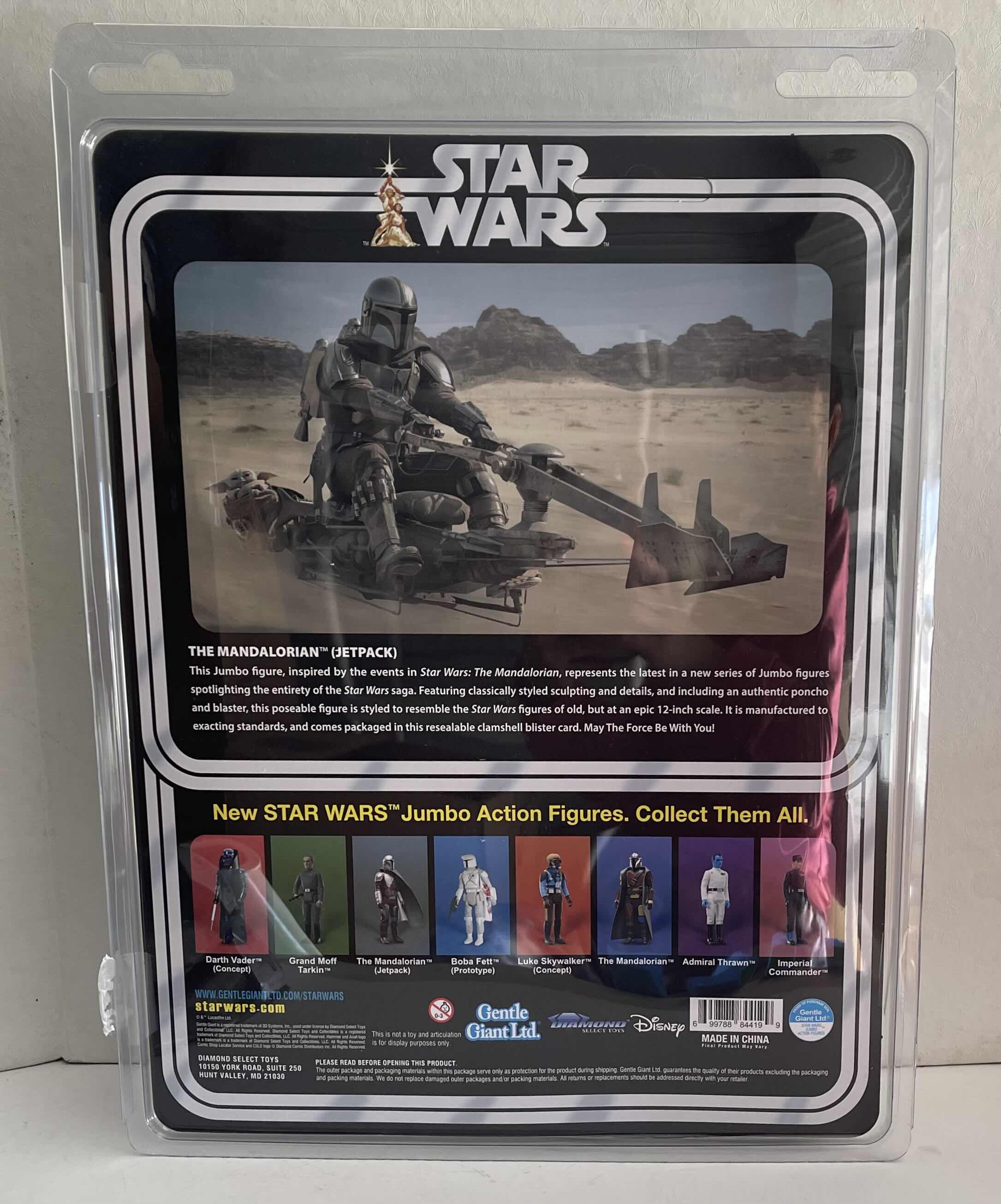 Photo 3 of NIB STAR WARS THE MANDALORIAN JETPACK JUMBO ACTION FIGURE - RETAIL PRICE $89.99