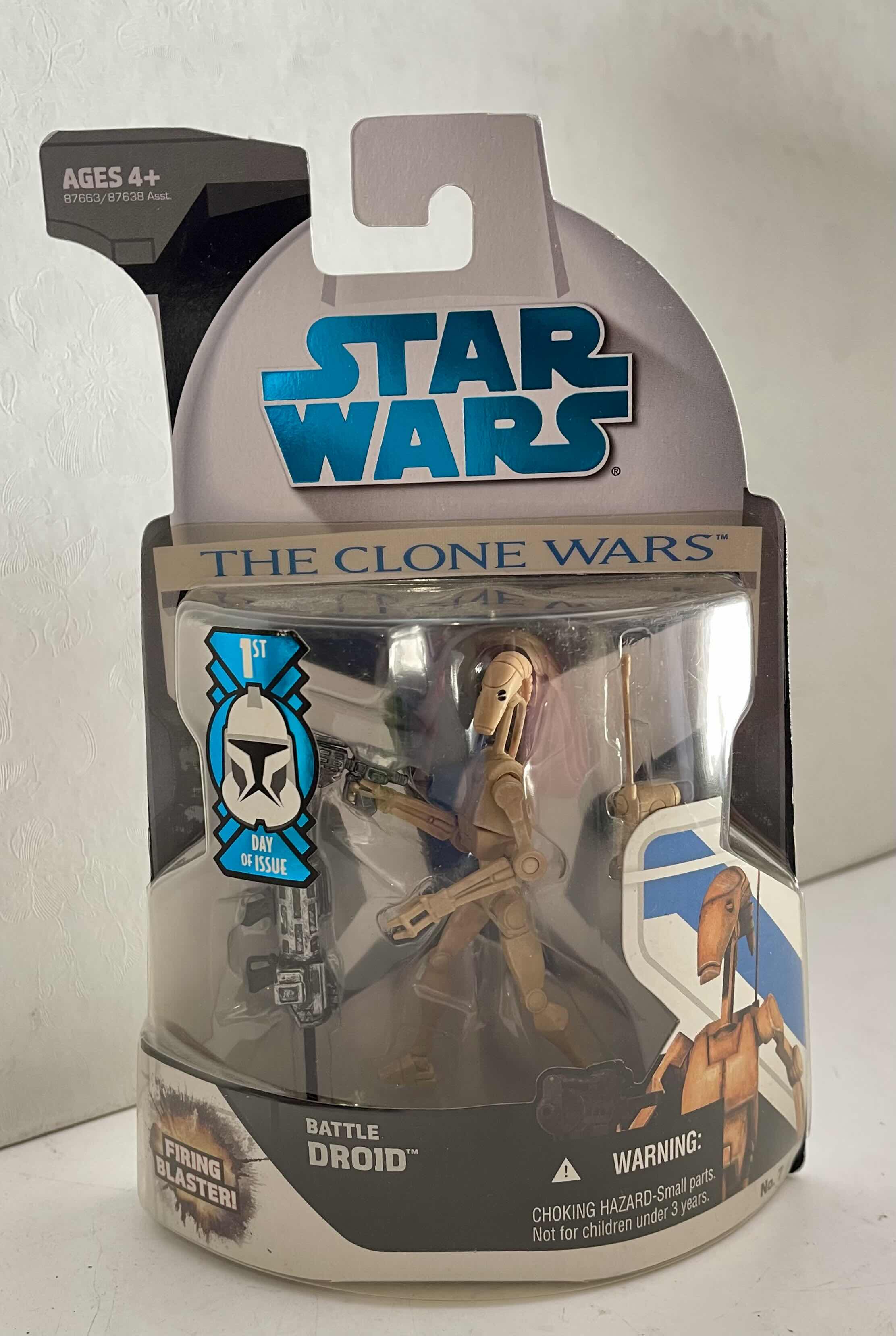 Photo 1 of NIB STAR WARS THE CLONE WARS: BATTLE DROID FIGURE W/ FIRING BLASTER #7 - RETAIL PRICE $20.00