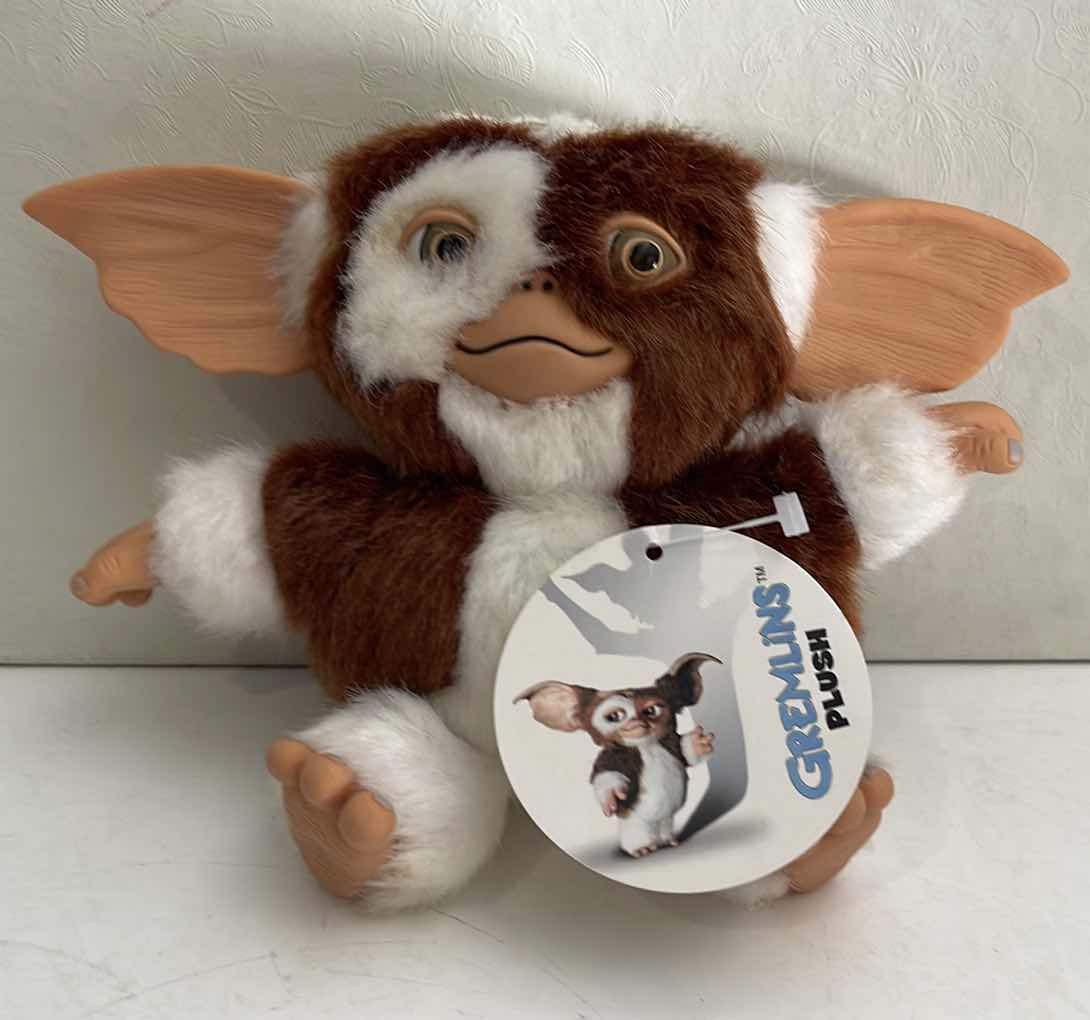 Photo 1 of NIB GREMLINS PLUSH - CHARACTER GIZMO - RETAIL PRICE $16.99