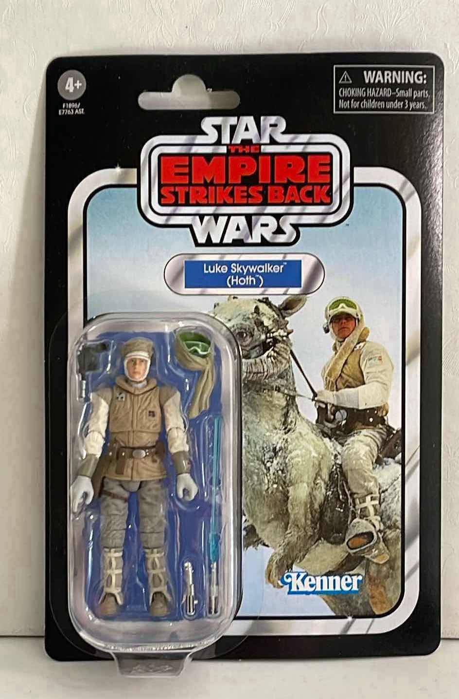 Photo 1 of NIB STAR WARS THE VINTAGE COLLECTION “LUKE SKYWALKER/ HOTH” ACTION FIGURE – RETAIL PRICE $22.99
