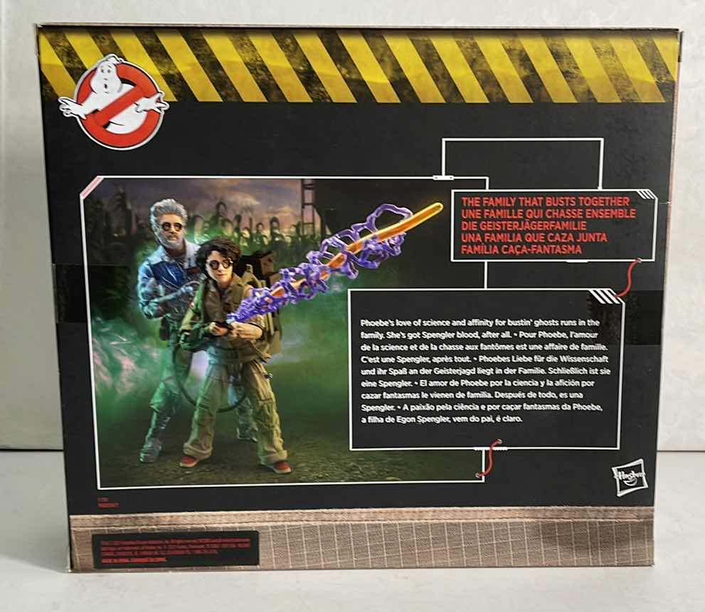 Photo 2 of NIB GHOSTBUSTERS PLASMA SERIES THE FAMILY THAT BUSTS TOGETHER - RETAIL PRICE $74.99
