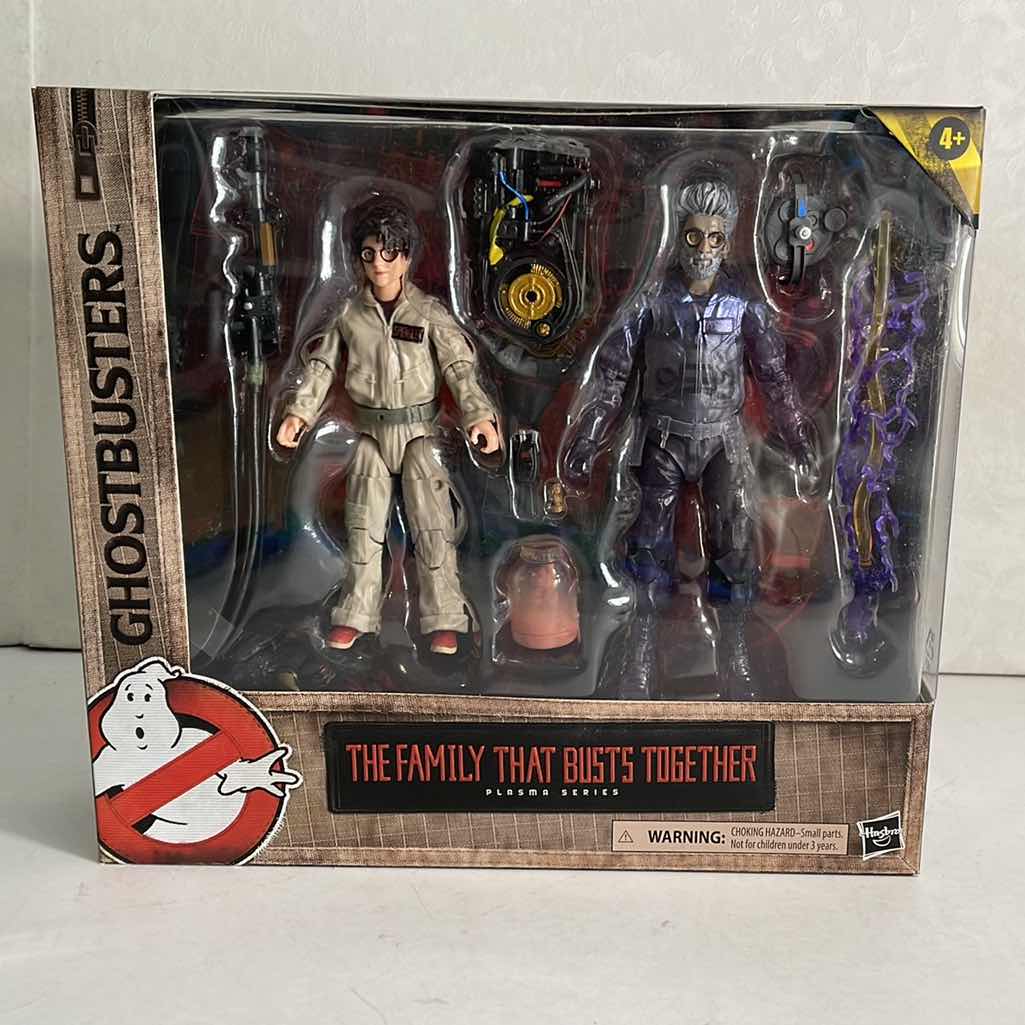 Photo 1 of NIB GHOSTBUSTERS PLASMA SERIES THE FAMILY THAT BUSTS TOGETHER - RETAIL PRICE $74.99