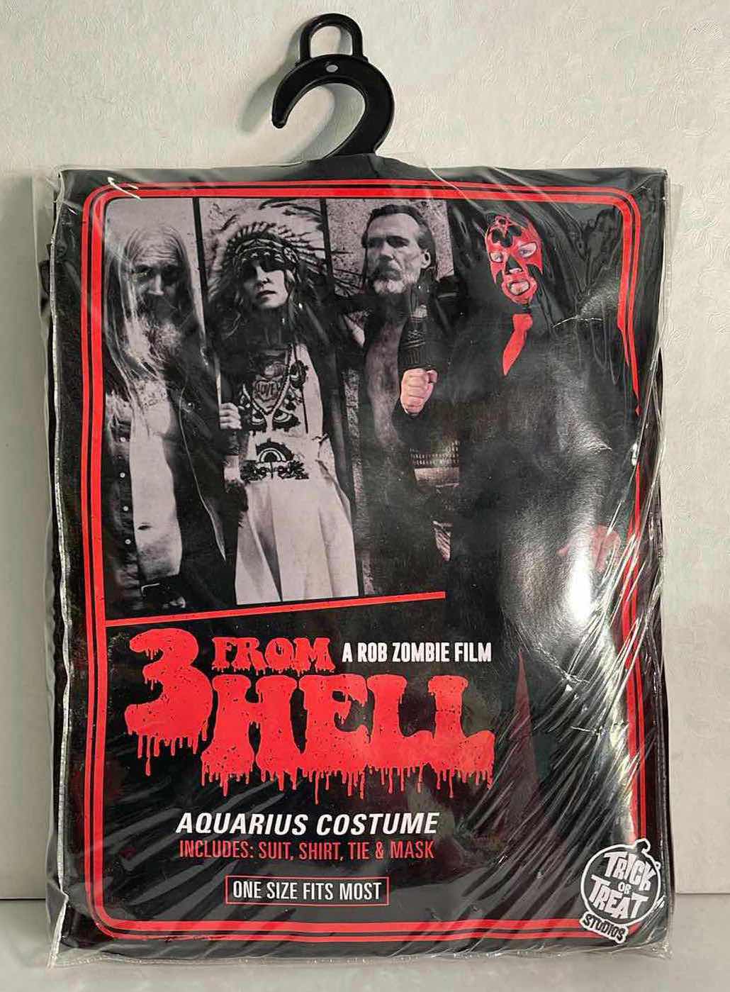 Photo 1 of ROB ZOMBIE'S 3 FROM HELL - AQUARIUS COSTUME INCLUDES SUIT , SHIRT , TIE & MASK ONE SIZE FITS MOST - RETAIL PRICE $ 119.99