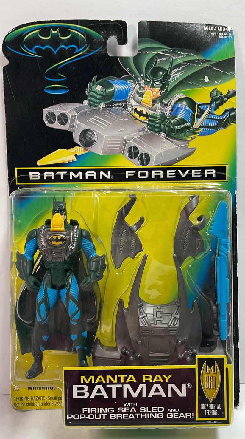 Photo 1 of NIB BATMAN FOREVER “ MANTA RAY BATMAN”  W/ FIRING SEA SLED AND POP-OUT BREATHING GEAR - RETAIL PRICE $21.99