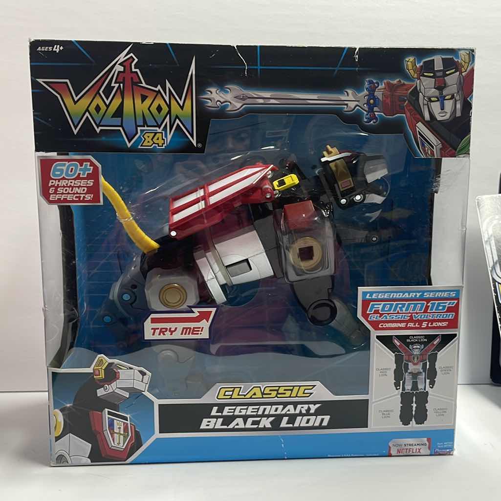 Photo 1 of NIB NETFLIX VOLTRON LEGENDARY DEFENDER CLASSIC ACTION FIGURE -RETAIL PRICE $59.99