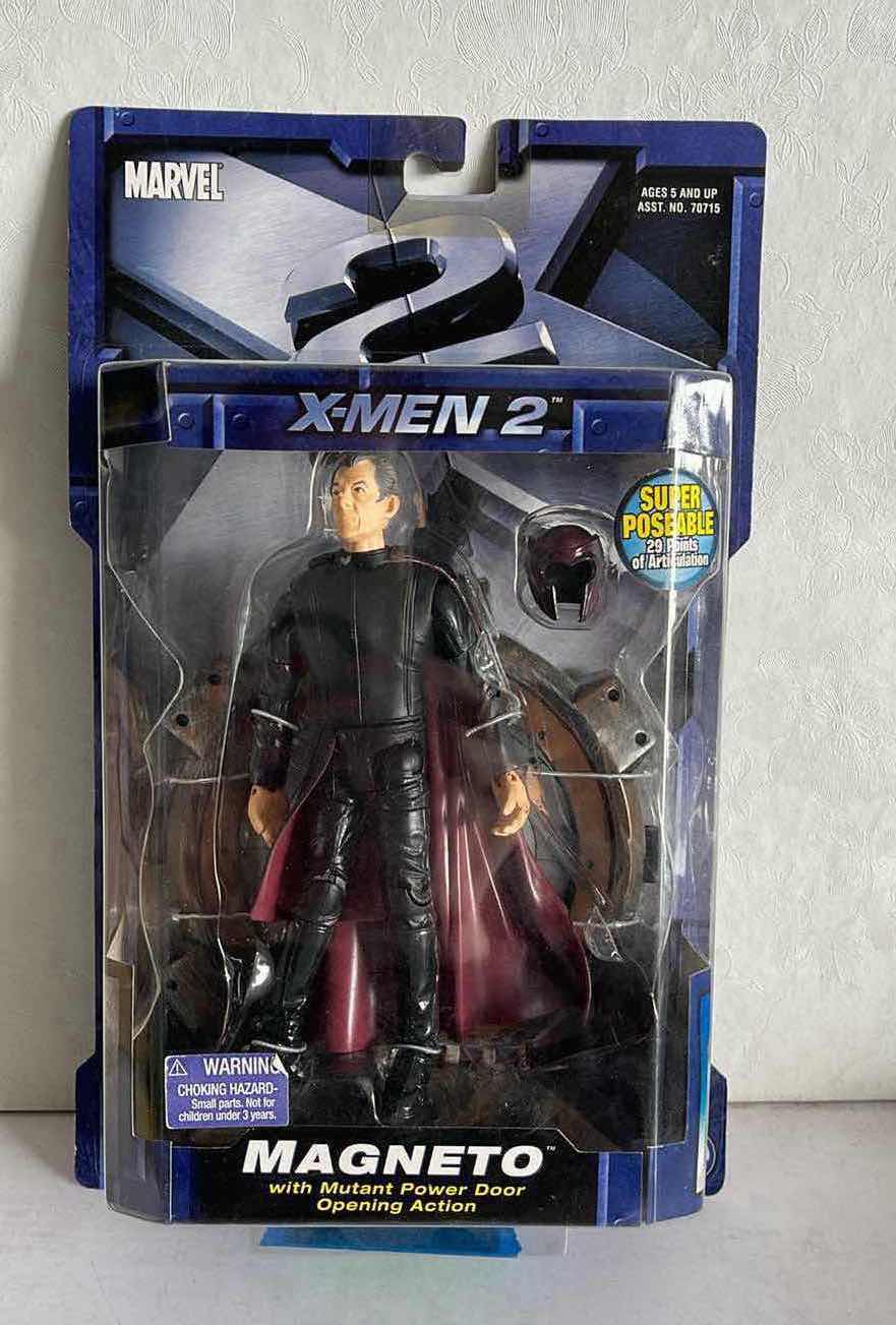 Photo 1 of X-MEN2 MAGNETO - RETAIL PRICE $149.99