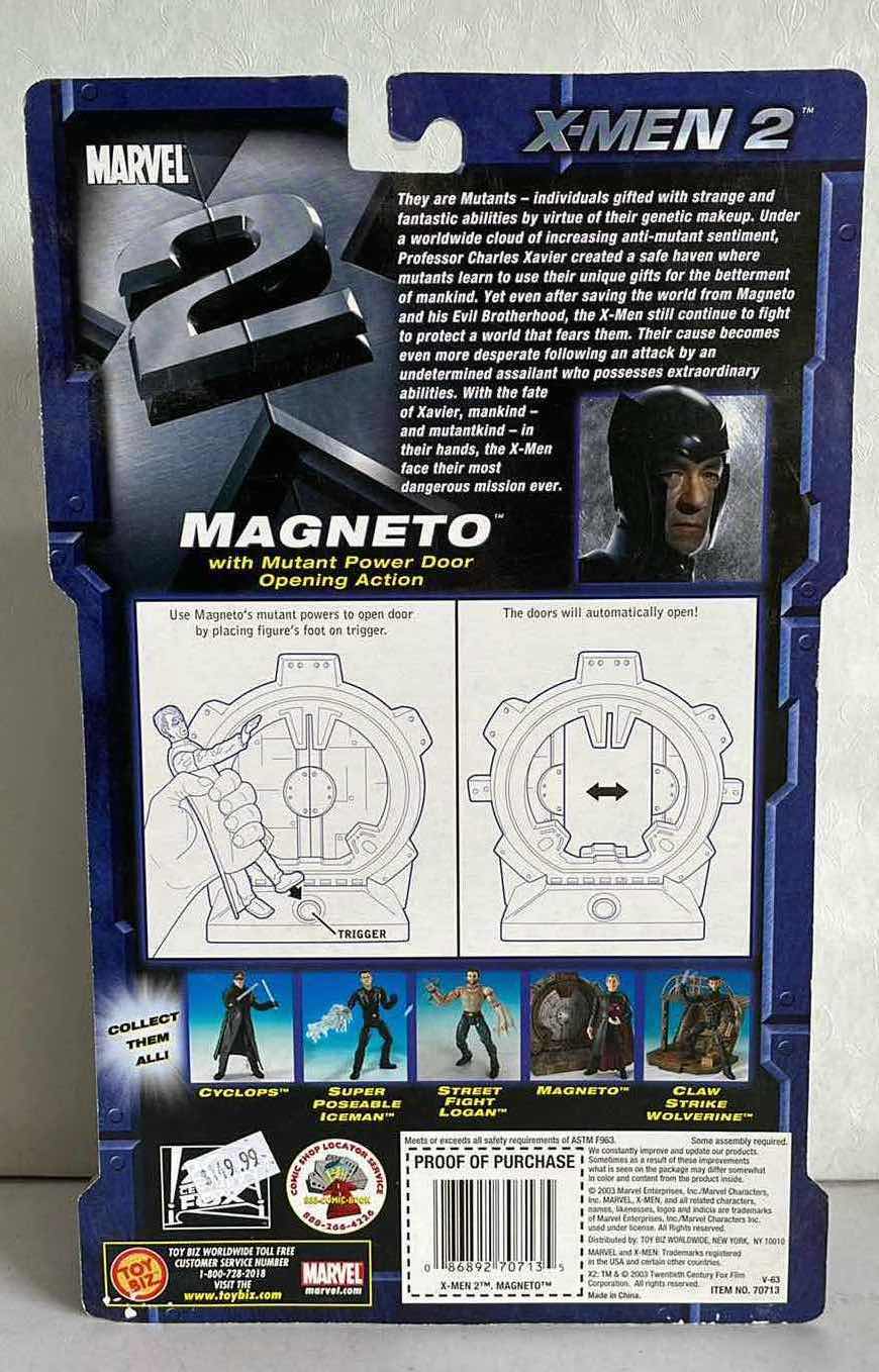 Photo 2 of X-MEN2 MAGNETO - RETAIL PRICE $149.99