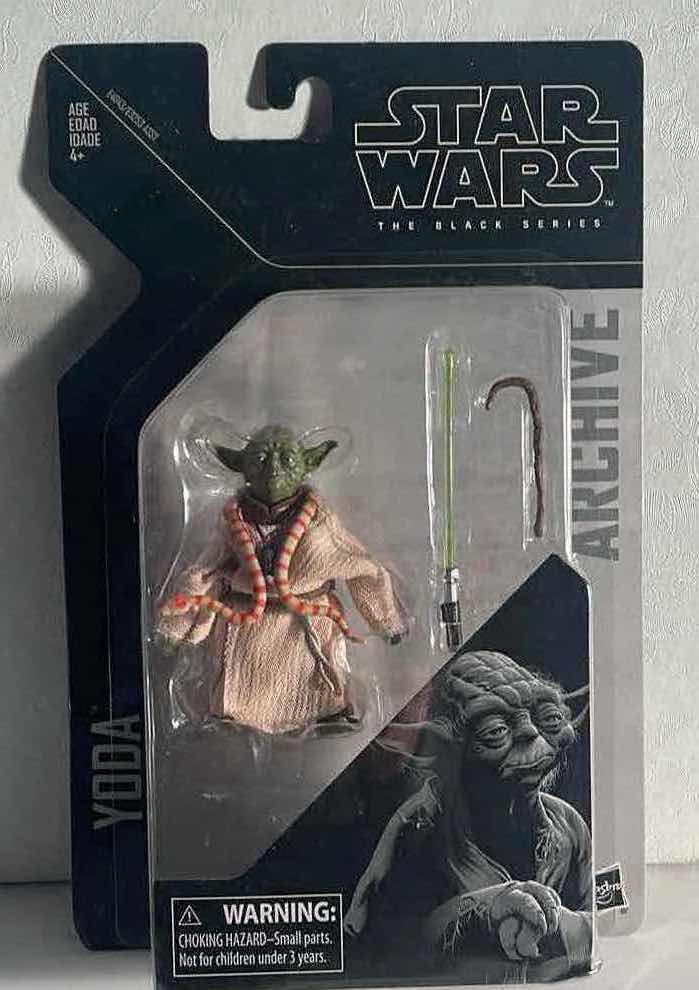 Photo 1 of NIB STAR WARS THE BLACK SERIES YODA - RETAIL PRICE $19.99