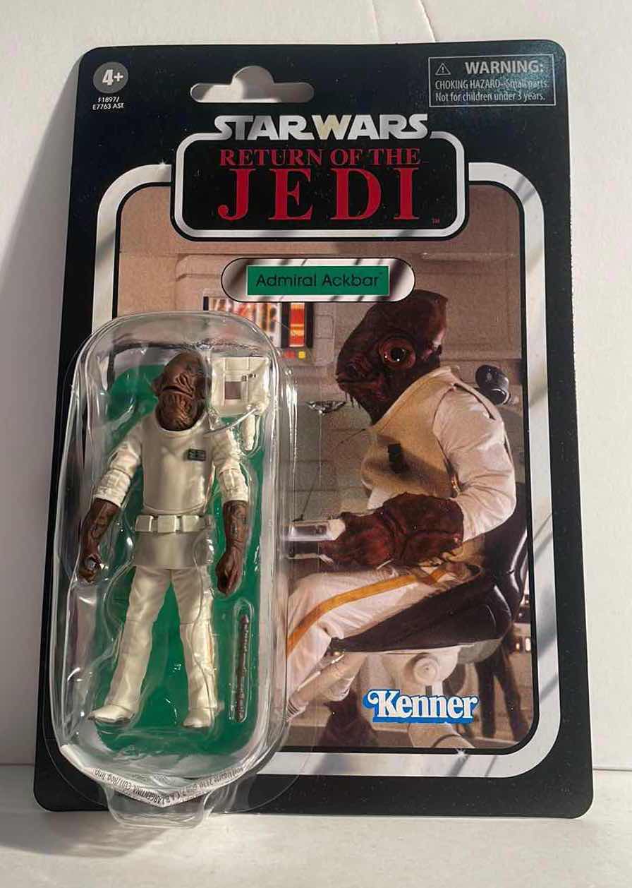 Photo 1 of NIB STAR WARS THE VINTAGE COLLECTION “ADMIRAL ACKBAR” ACTION FIGURE - RETAIL PRICE $29.99