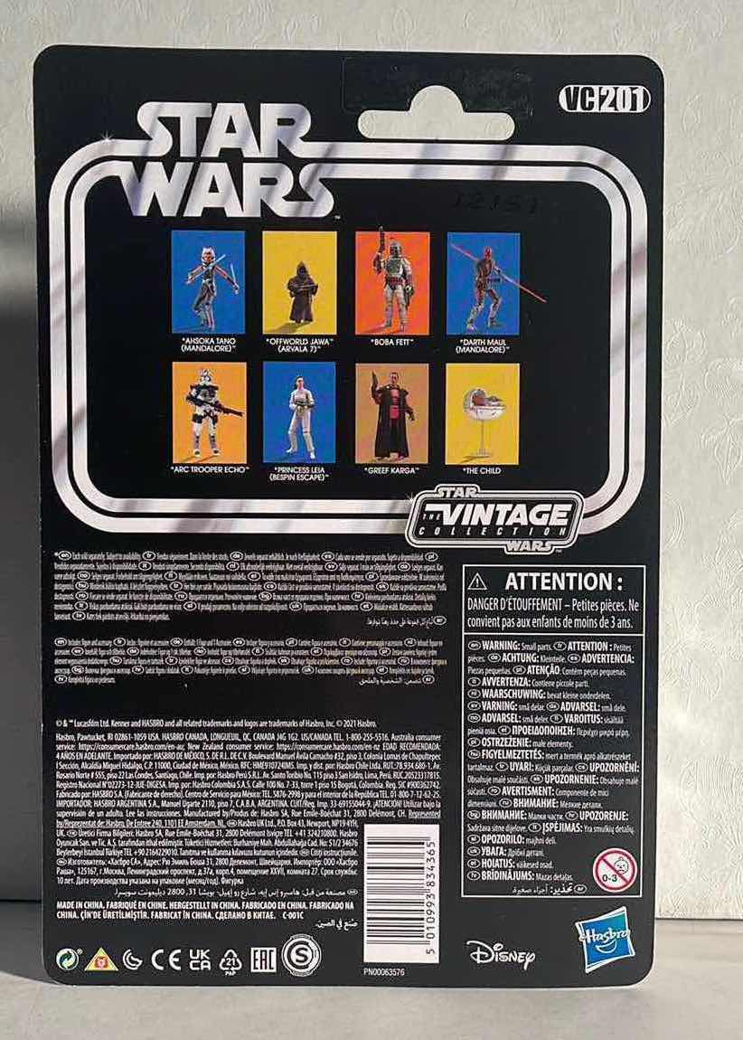 Photo 2 of NIB STAR WARS THE VINTAGE COLLECTION “DARTH MAUL (MANDALORE)  ACTION FIGURE – RETAIL PRICE $25.99