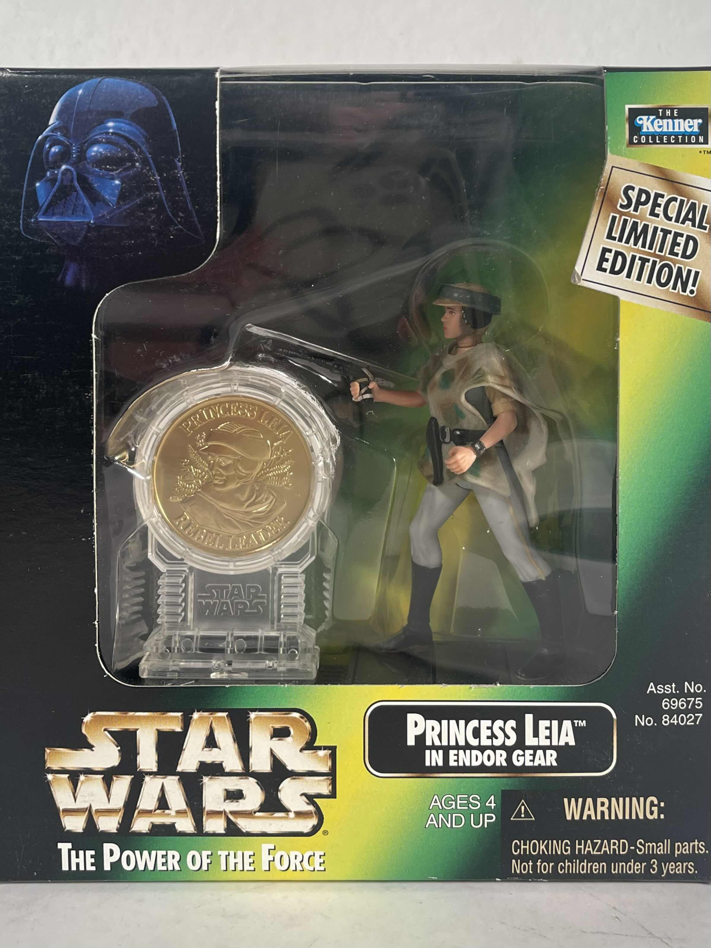 Photo 3 of NIB STAR WARS POWER OF THE FORCE “CHEWBACCA, PRINCESS LEIA & BESPIN HAN SOLO SPECIAL LIMITED EDITION - RETAIL PRICE $30.99