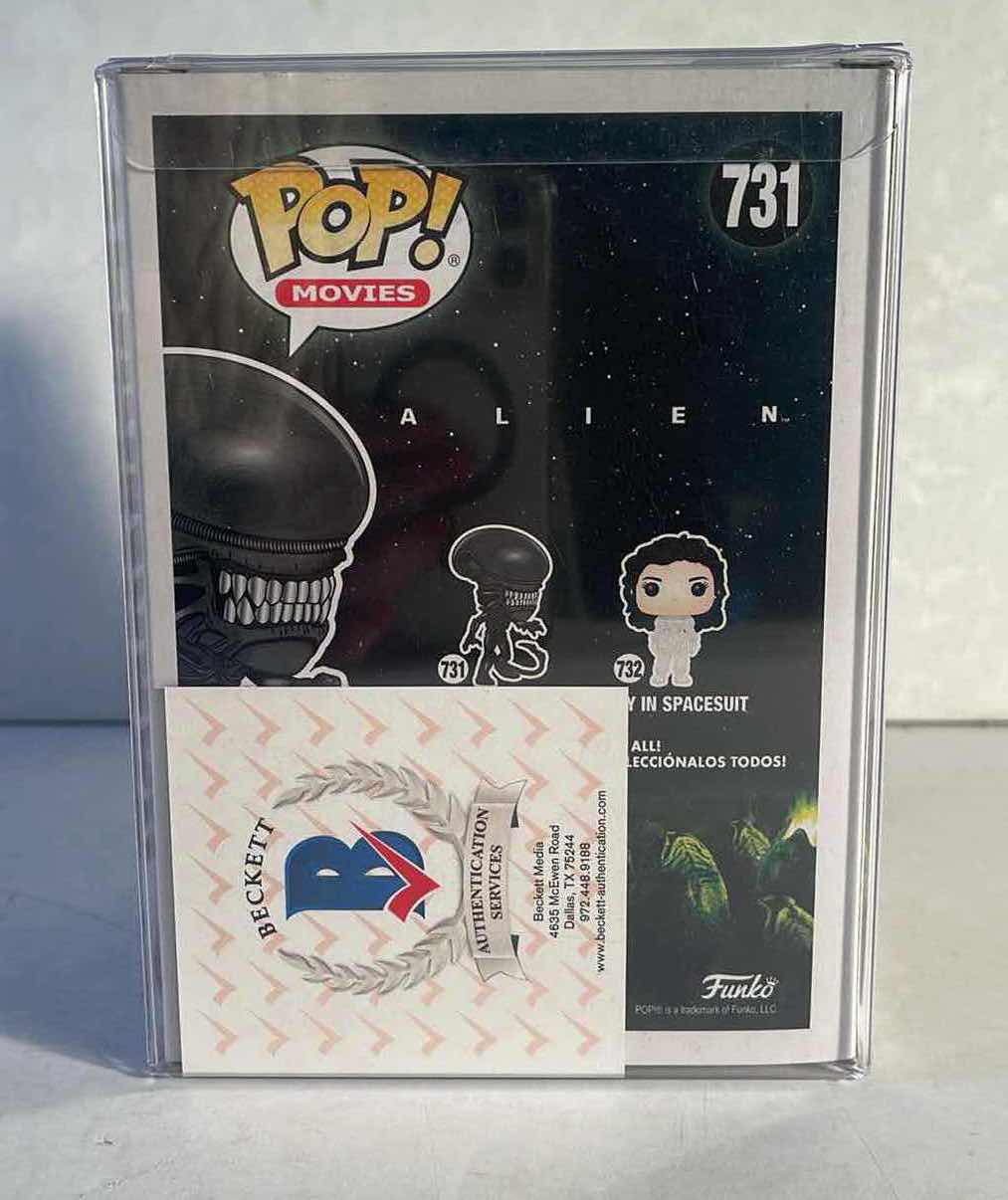 Photo 2 of NIB SIGNED FUNKO POP w/ COA MOVIE SERIES ALIEN  “XENOMORPH” - RETAIL PRICE $225.99