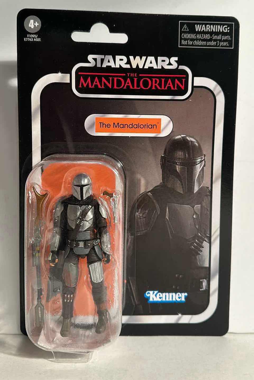 Photo 3 of NIB STAR WARS THE VINTAGE COLLECTION “THE MANDALORIAN” ACTION FIGURE – RETAIL PRICE $14.99