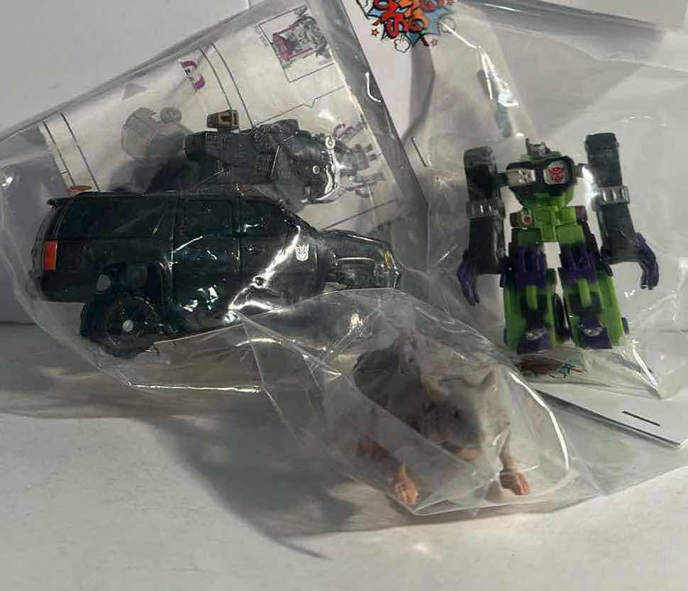 Photo 1 of VINTAGE MISC TRANSFORMERS- TOTAL RETAIL PRICE- $45
