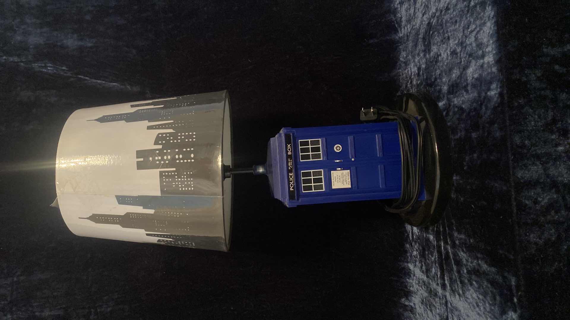 Photo 1 of DR WHO TARDIS TABLE LAMP