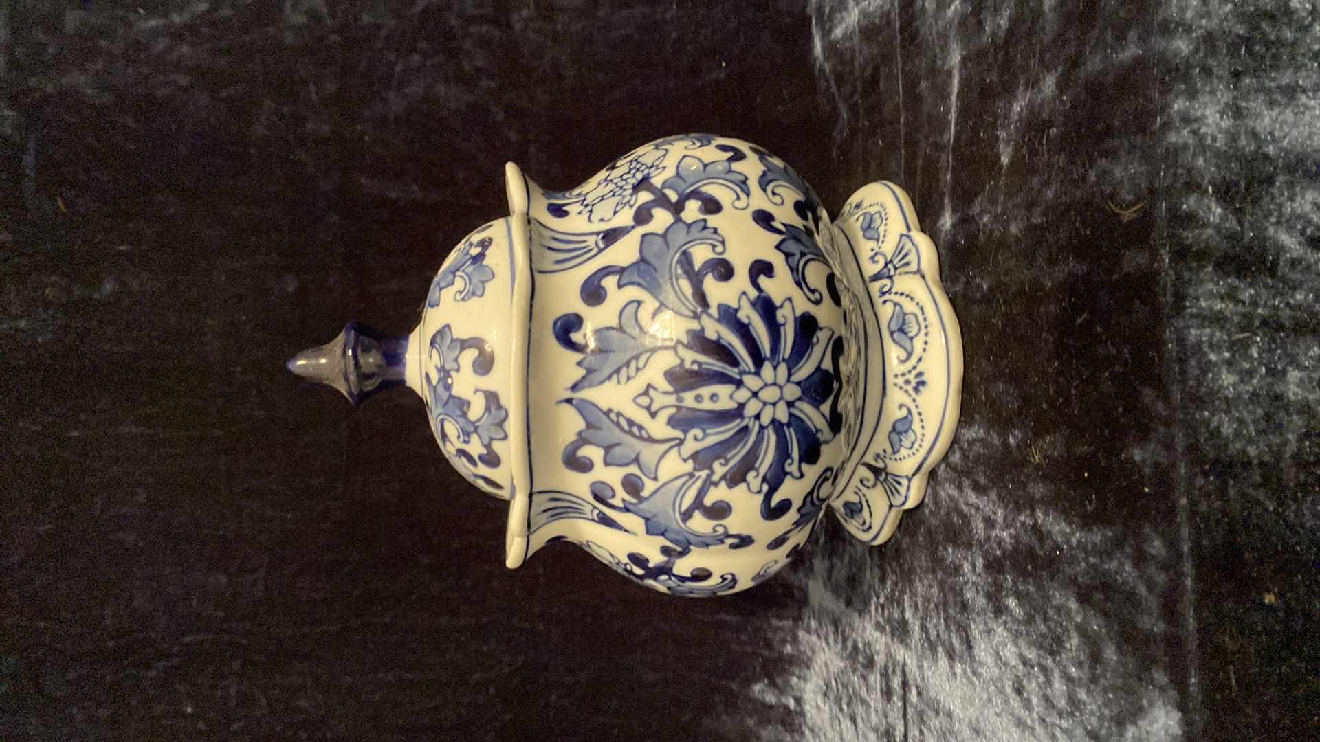 Photo 2 of BLUE AND WHITE PORCELAIN JAR