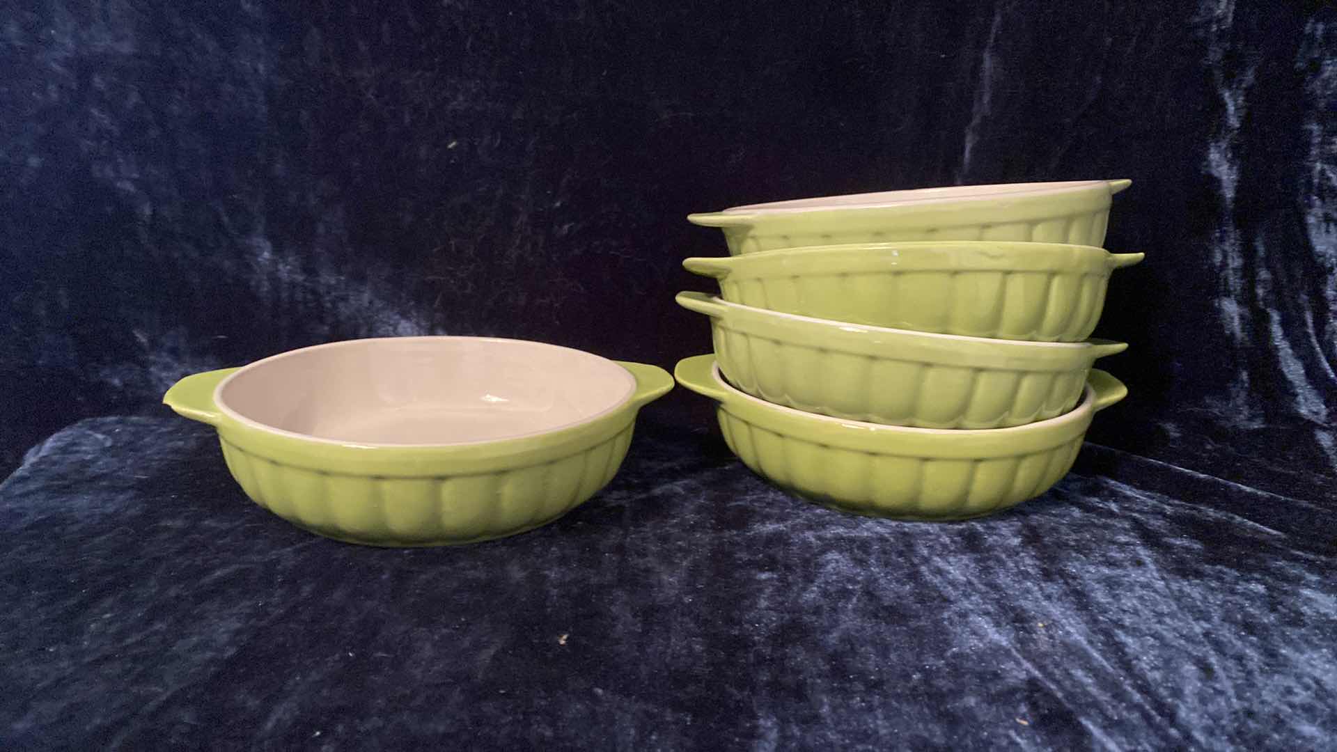Photo 2 of 5 GREEN CASSEROLE  SERVING DISHES