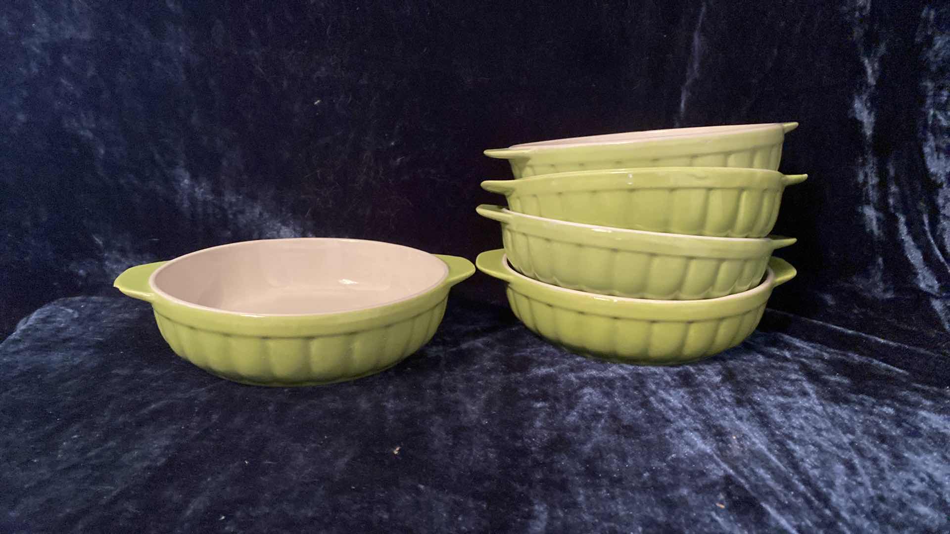Photo 1 of 5 GREEN CASSEROLE  SERVING DISHES