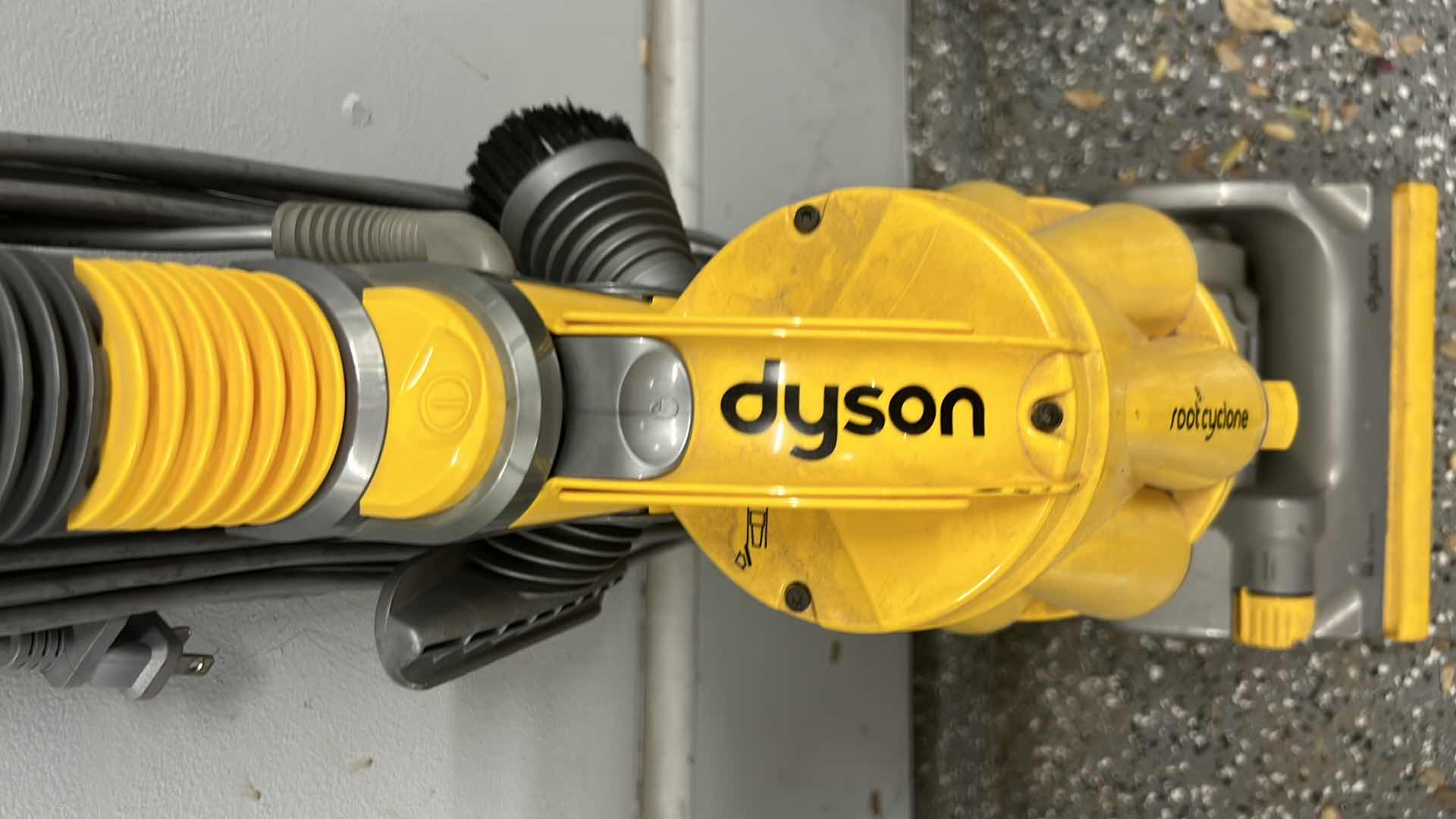 Photo 2 of DYSON VACCUM