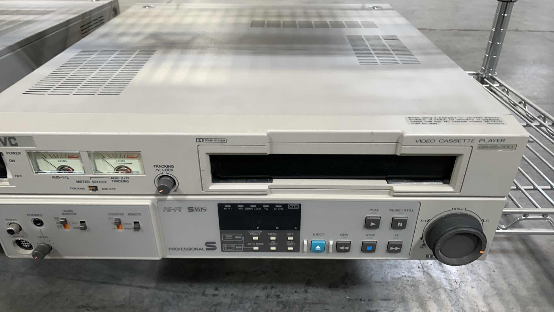 Photo 1 of JVC PROFESSIONAL S HI-FI VHS