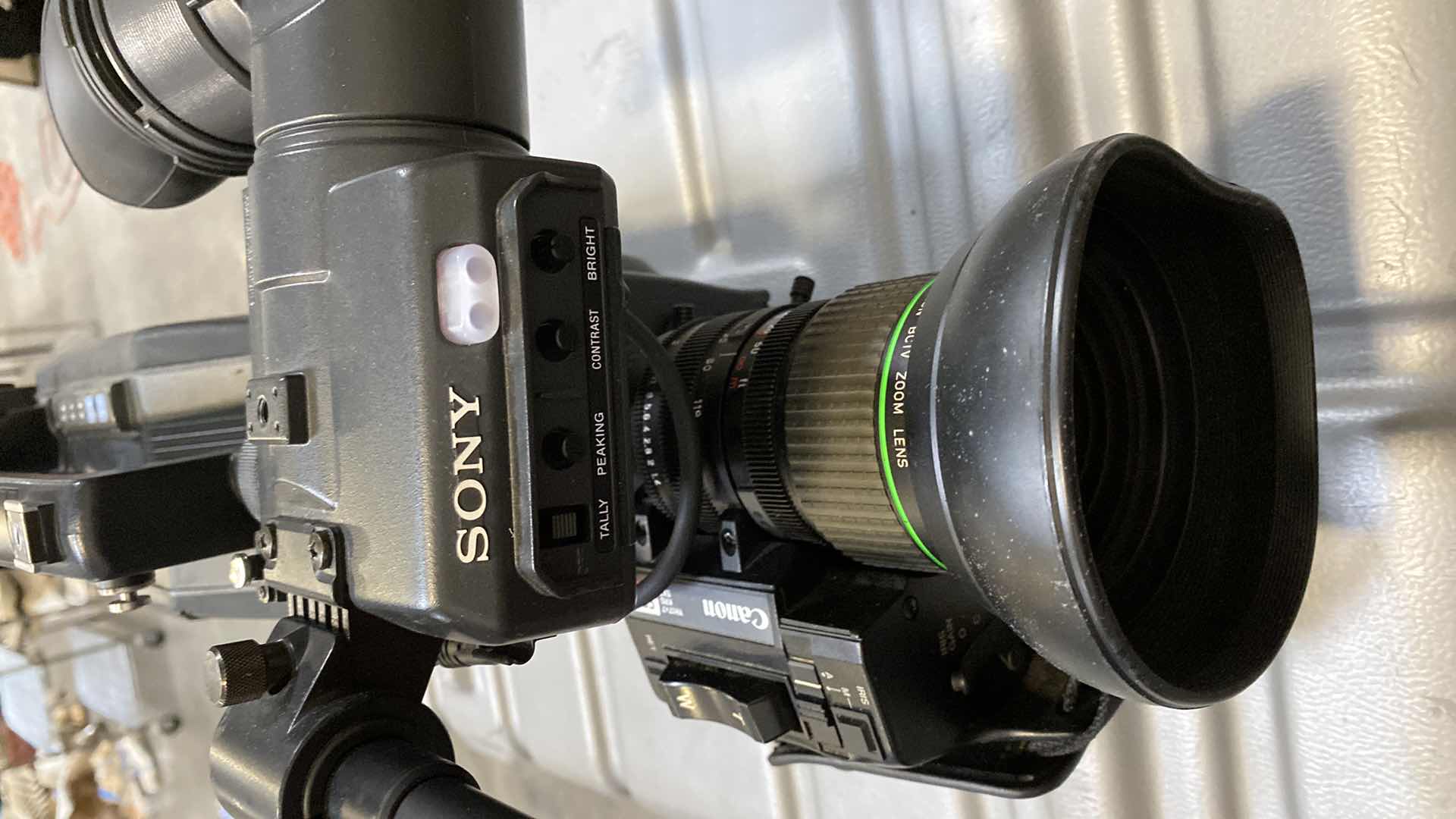 Photo 8 of SONY PRO/BETACAM SP CAMCORDER