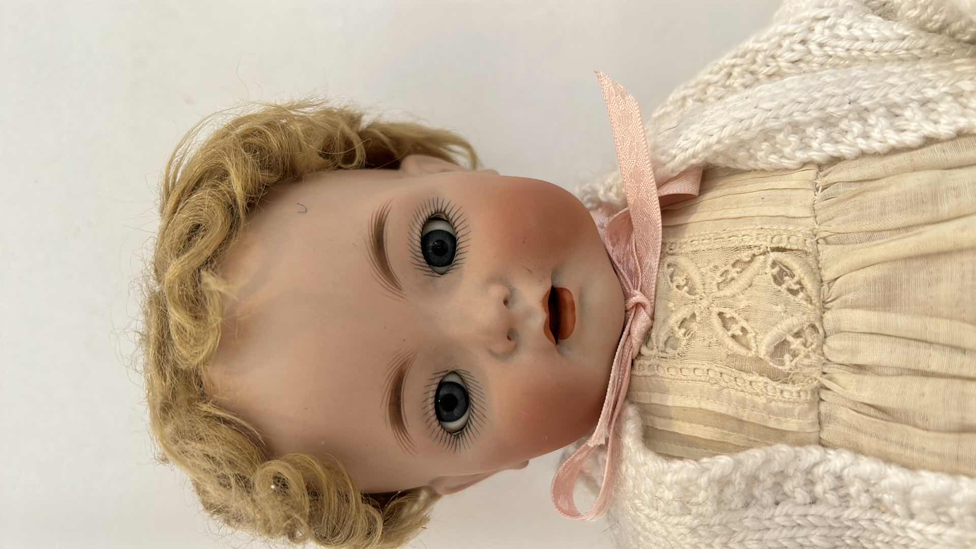 Photo 3 of ANTIQUE PORCELAIN BABY DOLL NUMBERED BY SIMON AND HALBIG 16”