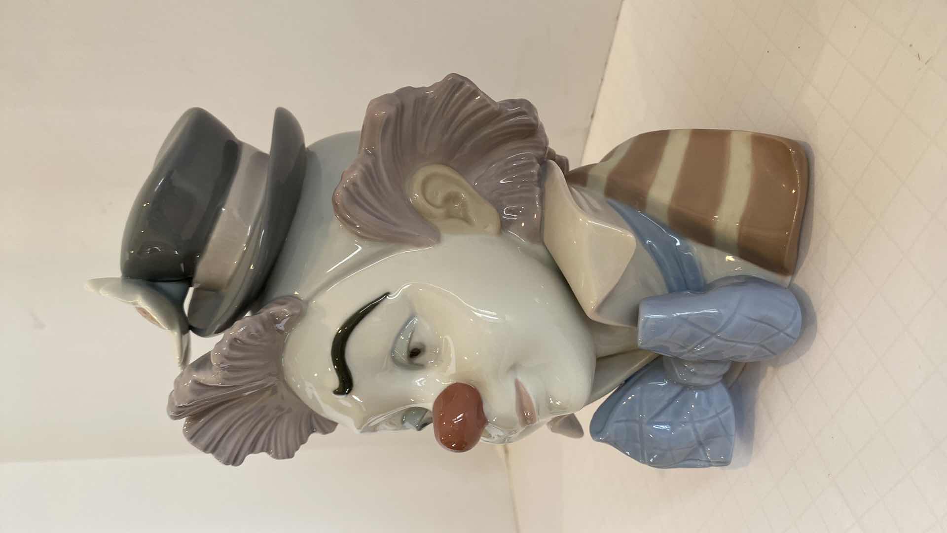 Photo 2 of VINTAGE LLADRO "STAR STRUCK" 5610 CLOWN H9”