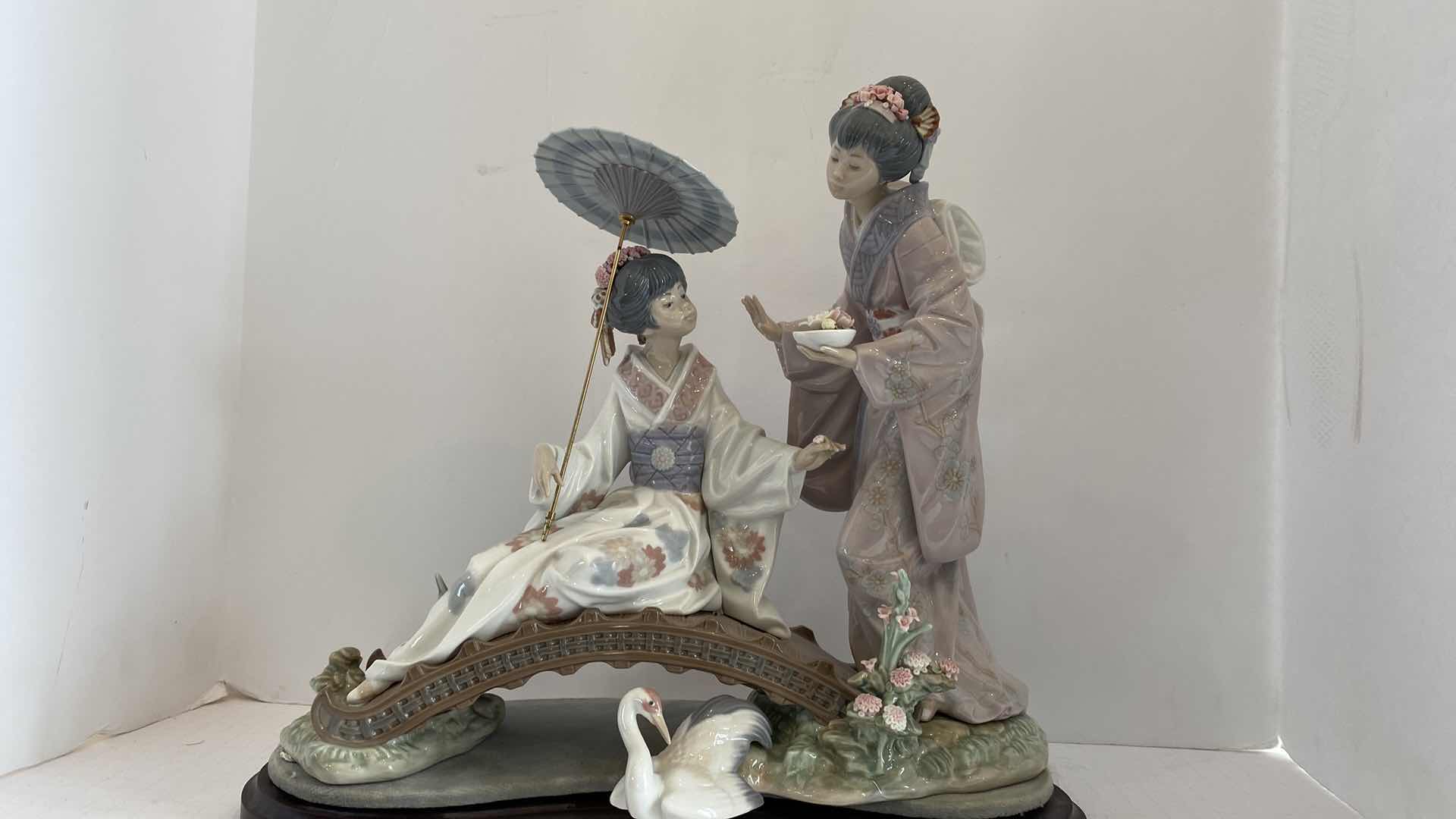 Photo 6 of SIGNED RARE VINTAGE LLADRO "SPRINGTIME IN JAPAN" SIGNED 1445 FIGURINE 14” X 12”