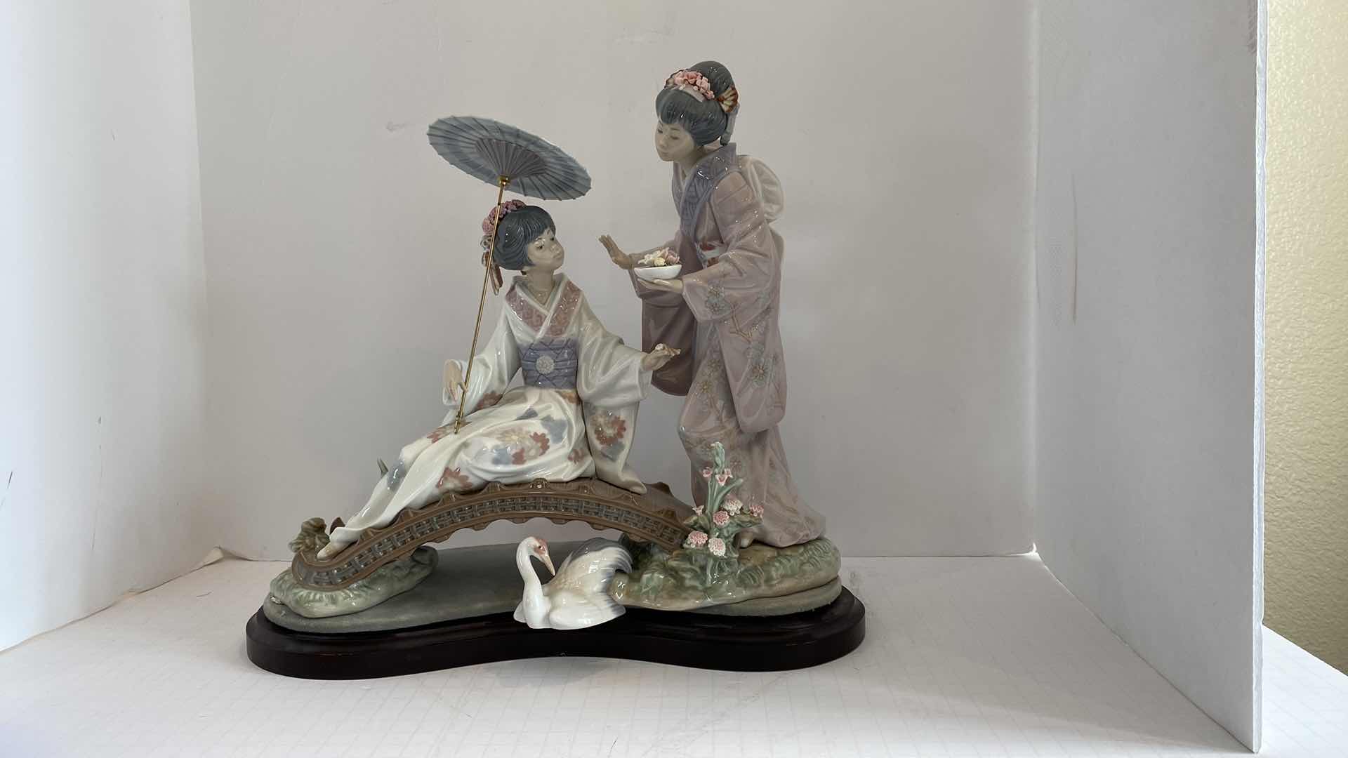 Photo 9 of SIGNED RARE VINTAGE LLADRO "SPRINGTIME IN JAPAN" SIGNED 1445 FIGURINE 14” X 12”