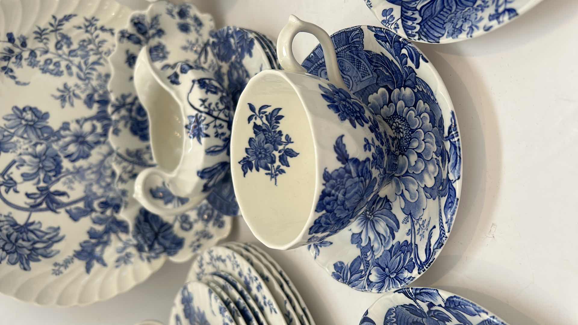 Photo 3 of 26 PCS-VINTAGE ROYAL CROWNFORD BURLEIGH CHARLOTTE BLUE AND WHITE CHINA 