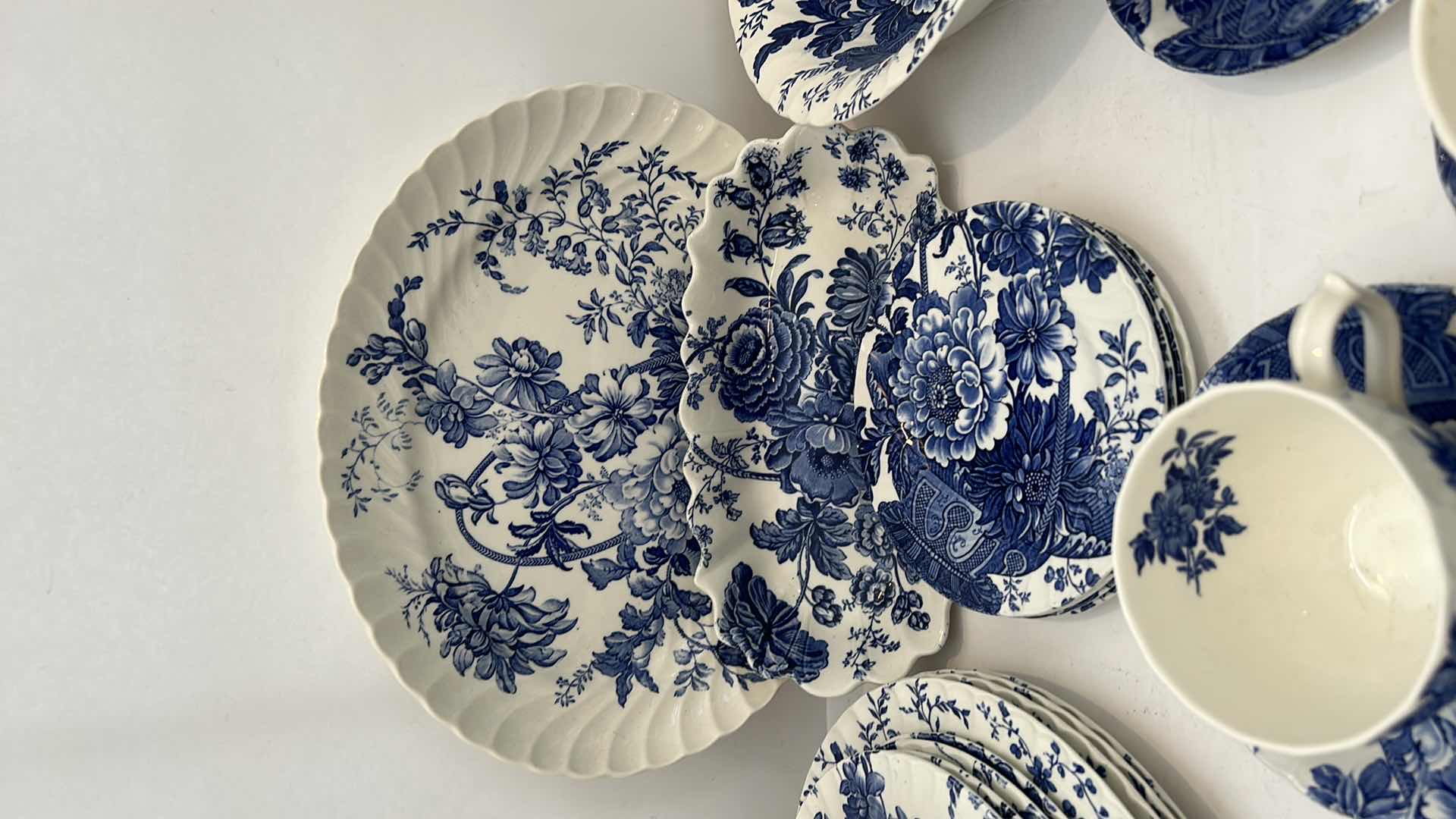 Photo 4 of 26 PCS-VINTAGE ROYAL CROWNFORD BURLEIGH CHARLOTTE BLUE AND WHITE CHINA 