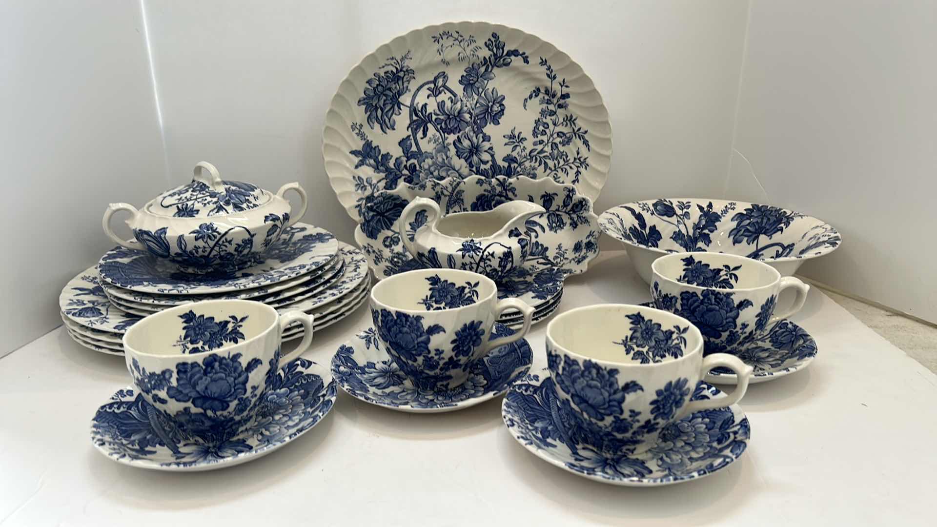Photo 9 of 26 PCS-VINTAGE ROYAL CROWNFORD BURLEIGH CHARLOTTE BLUE AND WHITE CHINA 