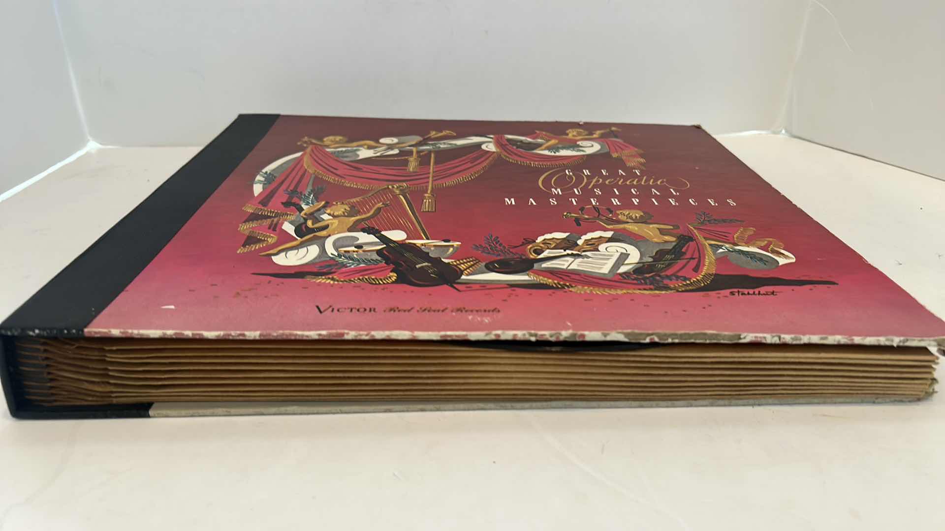 Photo 3 of ANTIQUE GREAT OPERATIC MUSICAL MASTERPIECES RECORD ALBUM COLLECTION