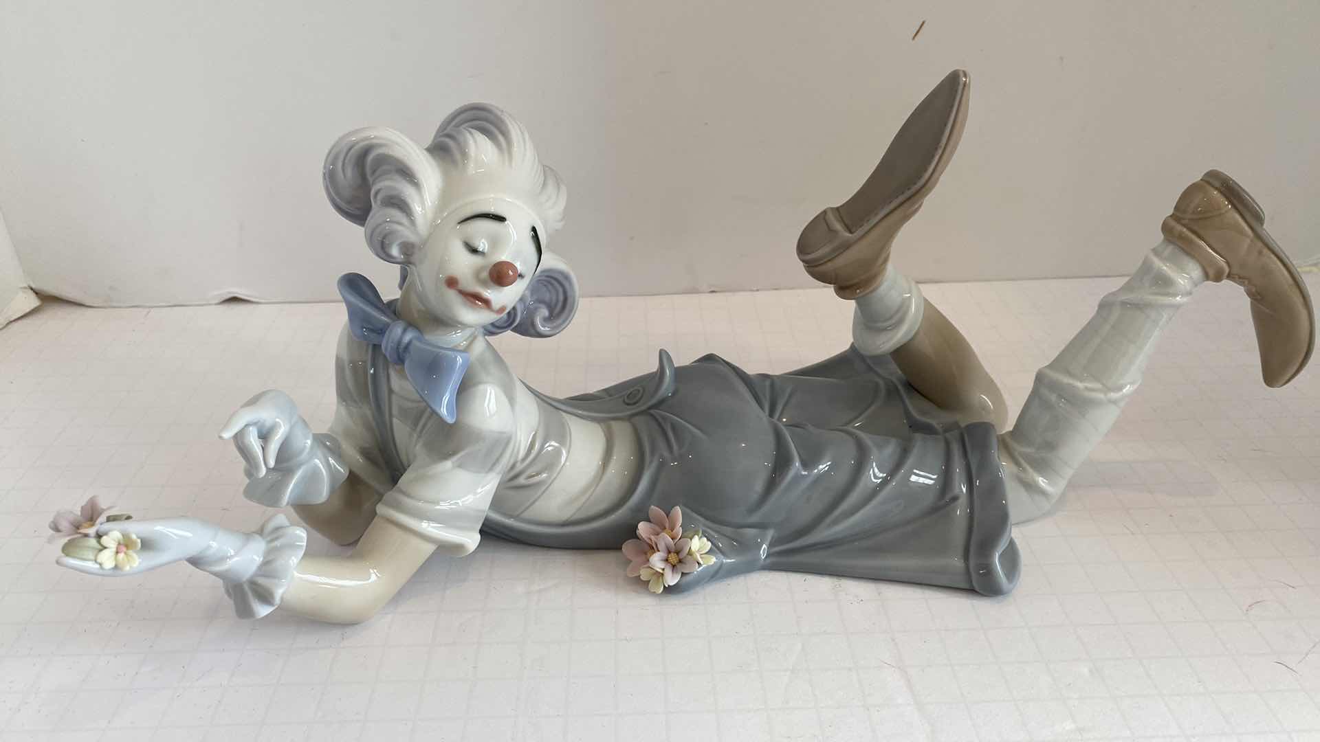 Photo 5 of VINTAGE LLADRO “THE MAGIC OF COMEDY” CLOWN 13.5 X 5”