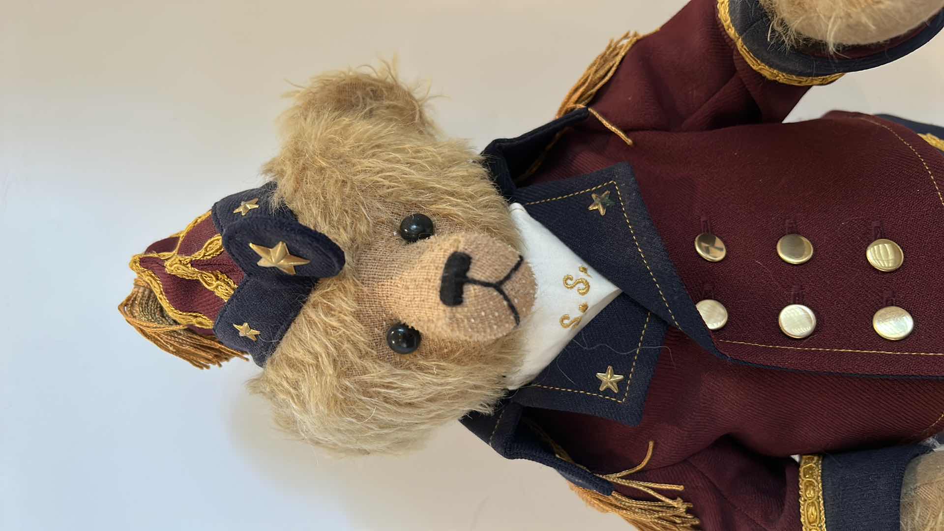 Photo 2 of BEAR THREADS LAURA SANCHEZ, GEORGE WASHINGTON BEAR H19”