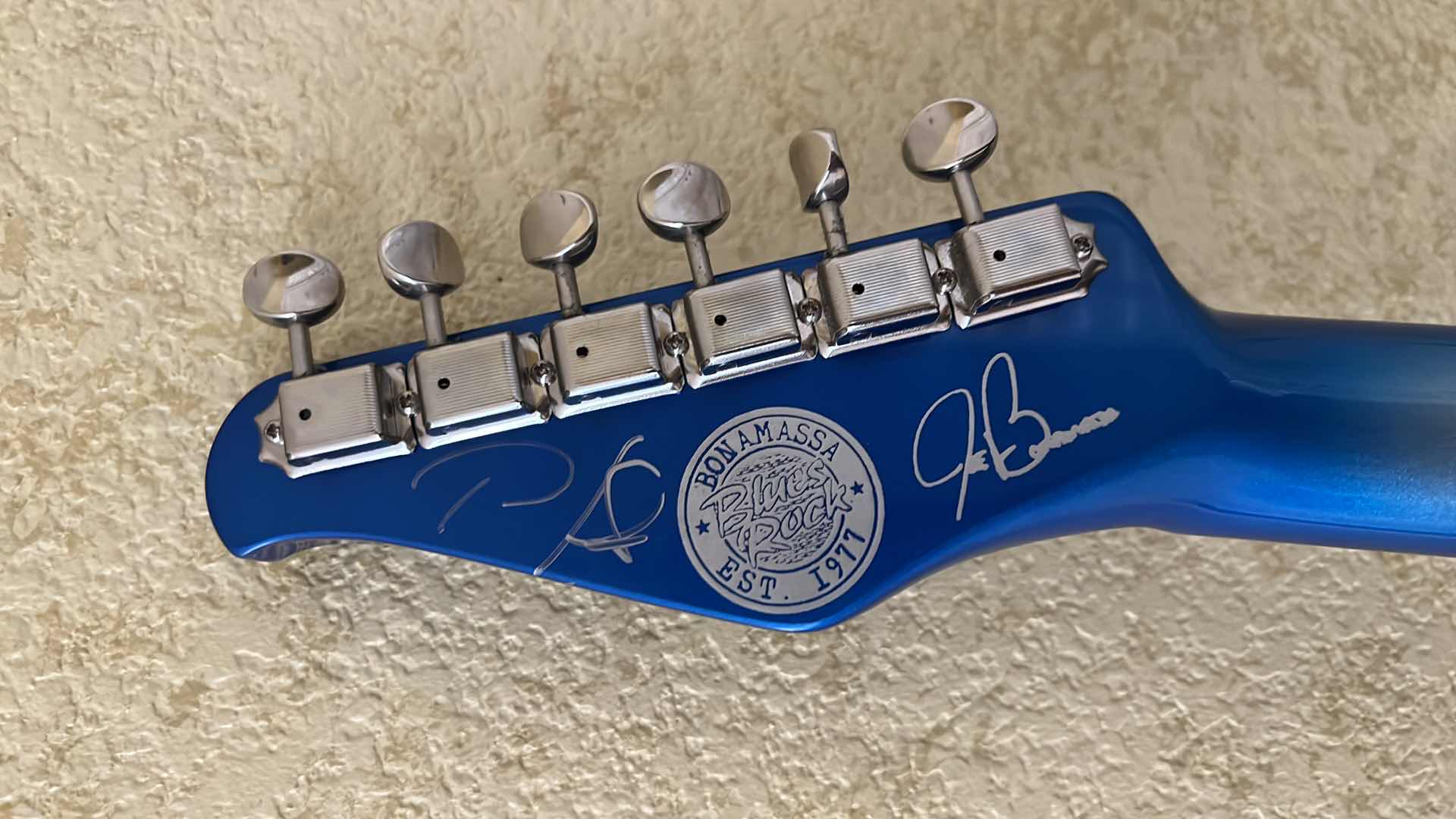 Photo 7 of GIGLIOTTI SIGNED BONAMASSA BLUE ELECTRIC GUITAR