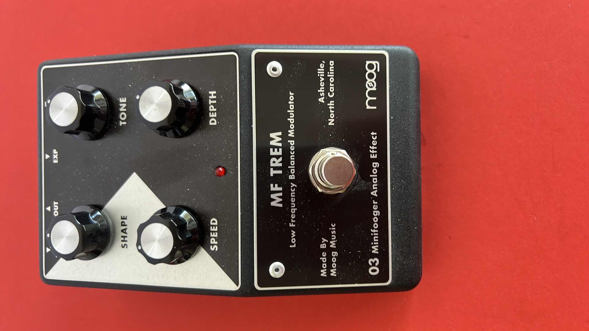 Photo 4 of MOOG MINIFOOGER MF TREM  (5 1/2”x 3 1/4” H 2”)