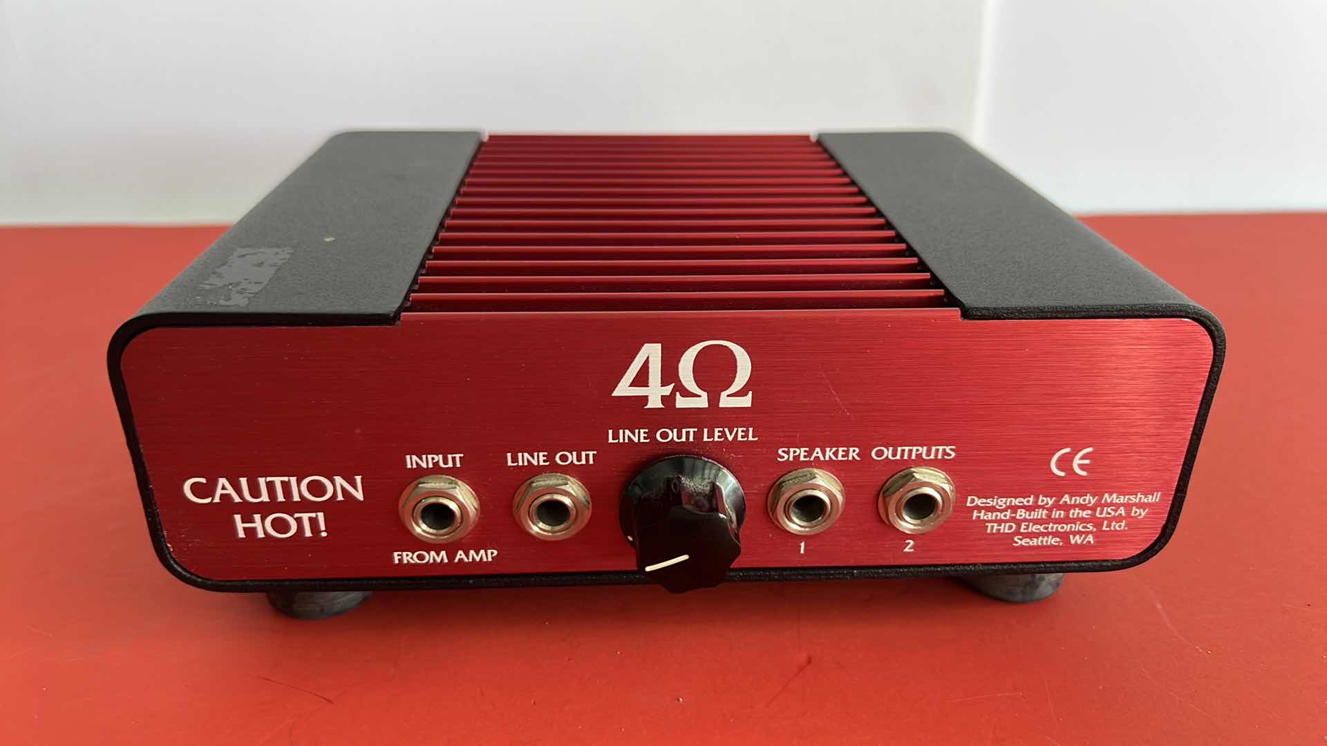 Photo 1 of THD HOT PLATE RED POWER ATTENUATOR - 4 Ohm GUITAR AMP