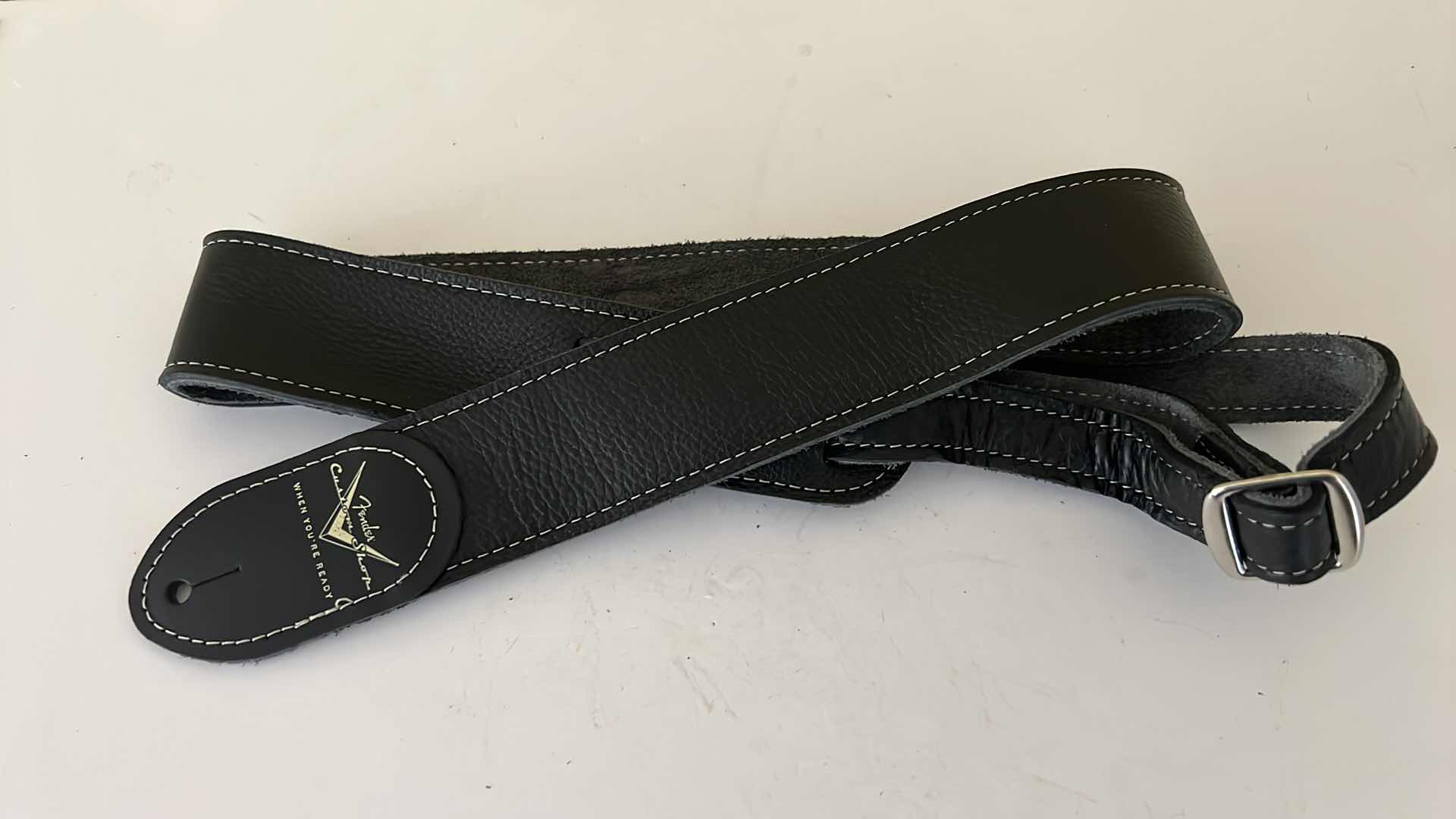 Photo 1 of FENDER BLACK LEATHER W SUEDE GUITAR STRAP