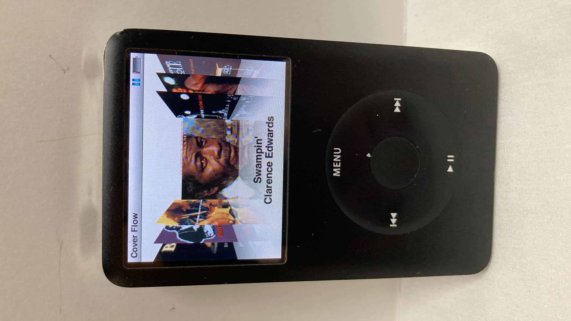 Photo 1 of APPLE iPOD 160GB BLACK MP3 PLAYER MODEL A1238 MB150LL W CHARGER & MUSIC