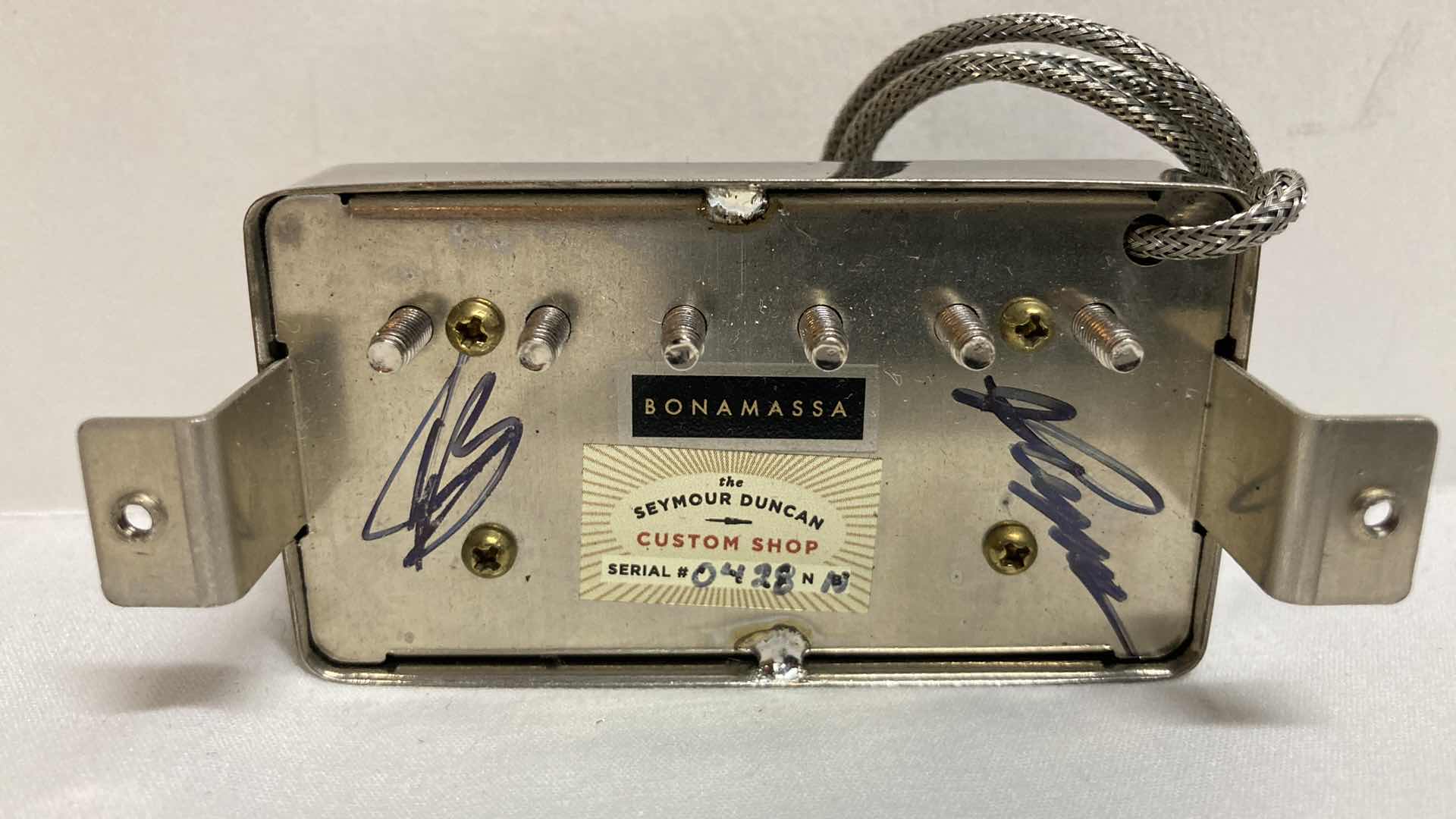 Photo 2 of SEYMOUR DUNCAN CUSTOM SHOP HUMBUCKER BONAMASSA AUTOGRAPHED BY JOE BONAMASSA W BOX & THUMB-DRIVE SERIAL # 0428