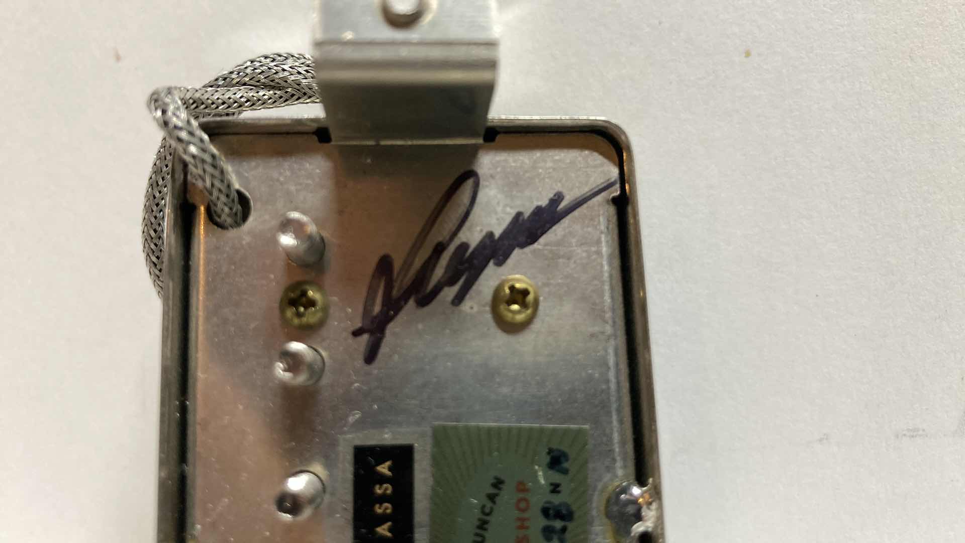 Photo 4 of SEYMOUR DUNCAN CUSTOM SHOP HUMBUCKER BONAMASSA AUTOGRAPHED BY JOE BONAMASSA W BOX & THUMB-DRIVE SERIAL # 0428