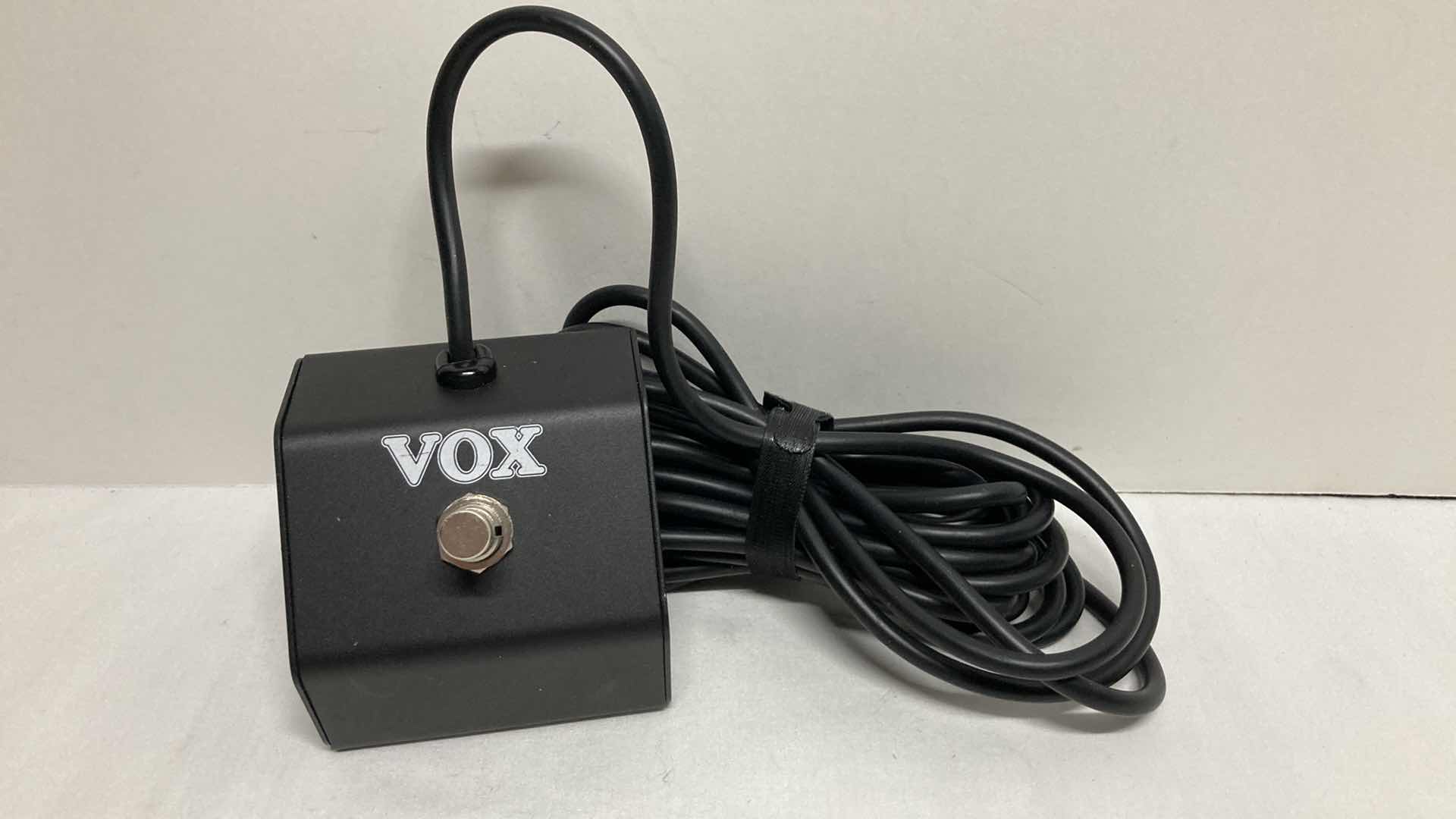Photo 1 of VOX FOOT SWITCH