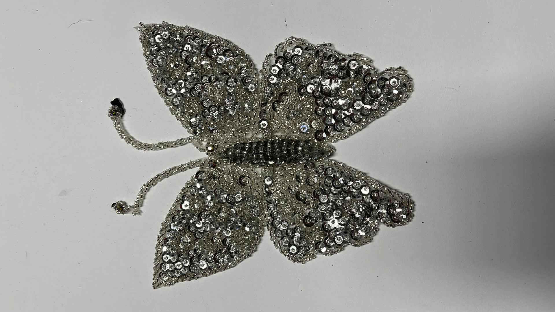 Photo 2 of VINTAGE SEQUINS PATCHES - BUTTERFLY