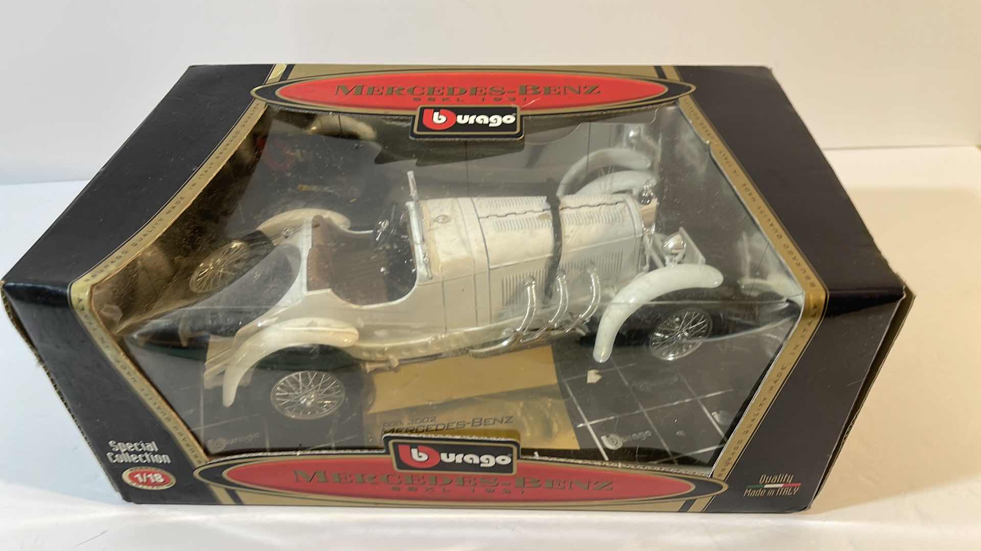 Photo 2 of NIB BBURAGO 1931 MERCEDES-BENZ SSKL 1:18 SCALE DIE CAST CAR
