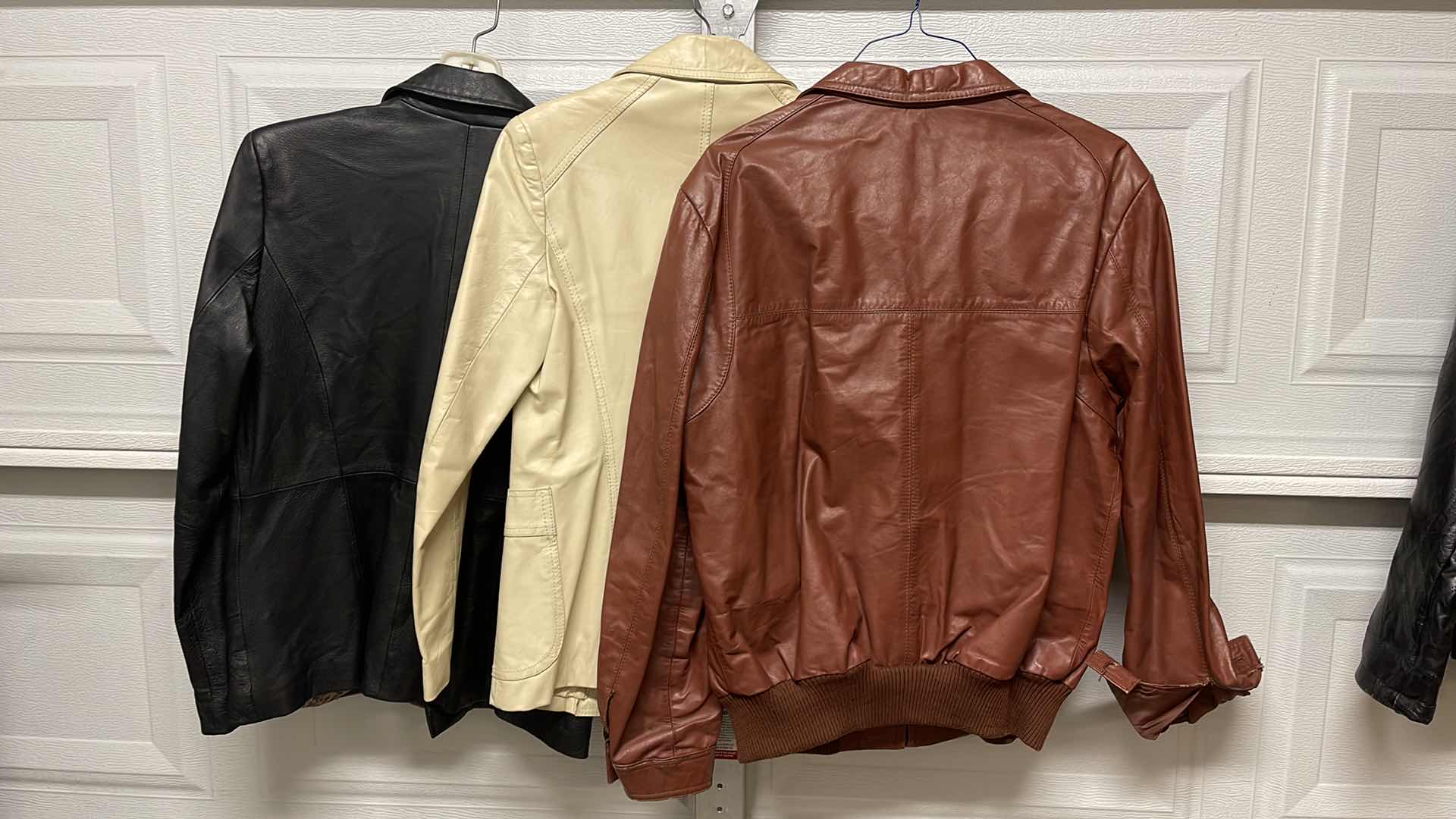Photo 8 of VINTAGE COLLECTION OF LEATHER JACKETS ONE TERRY LOUIS SIZE SMALL MEMBERS ONLY SIZE 44 AND UNKNOWN BRAND SIZE 6