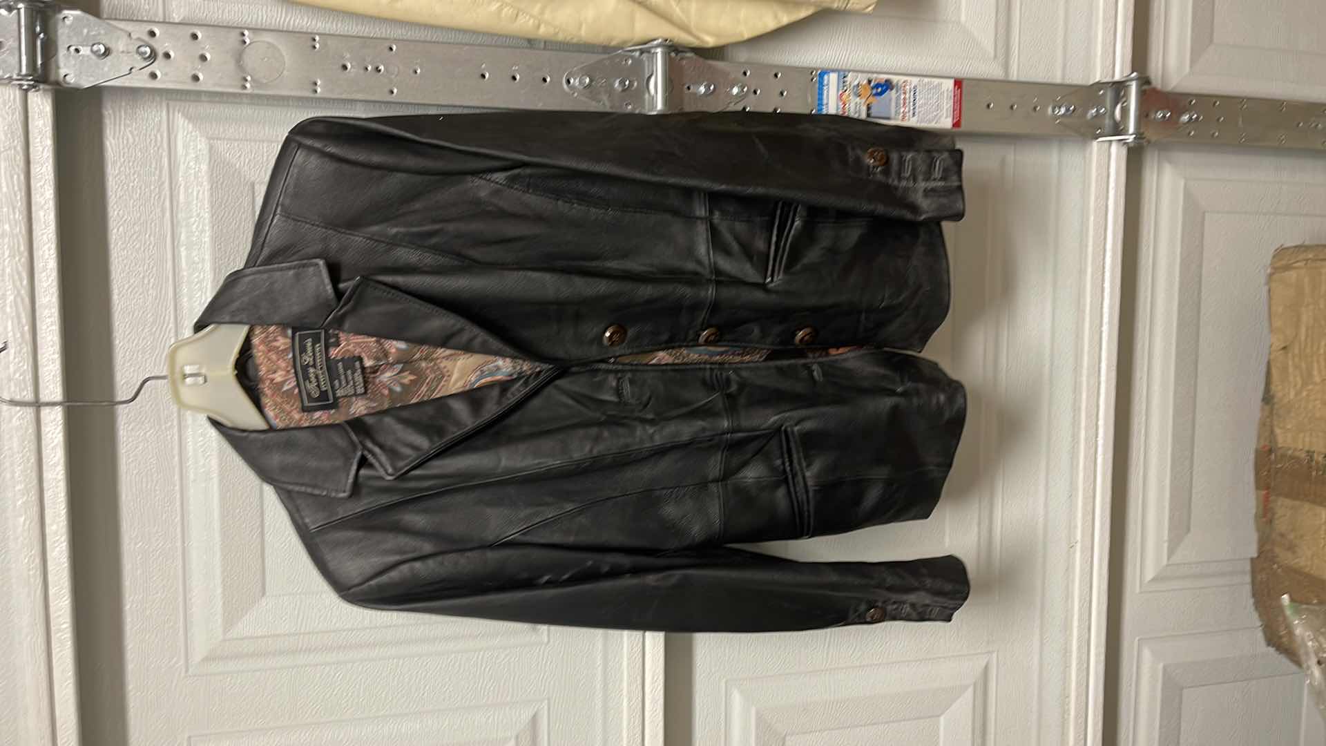 Photo 6 of VINTAGE COLLECTION OF LEATHER JACKETS ONE TERRY LOUIS SIZE SMALL MEMBERS ONLY SIZE 44 AND UNKNOWN BRAND SIZE 6