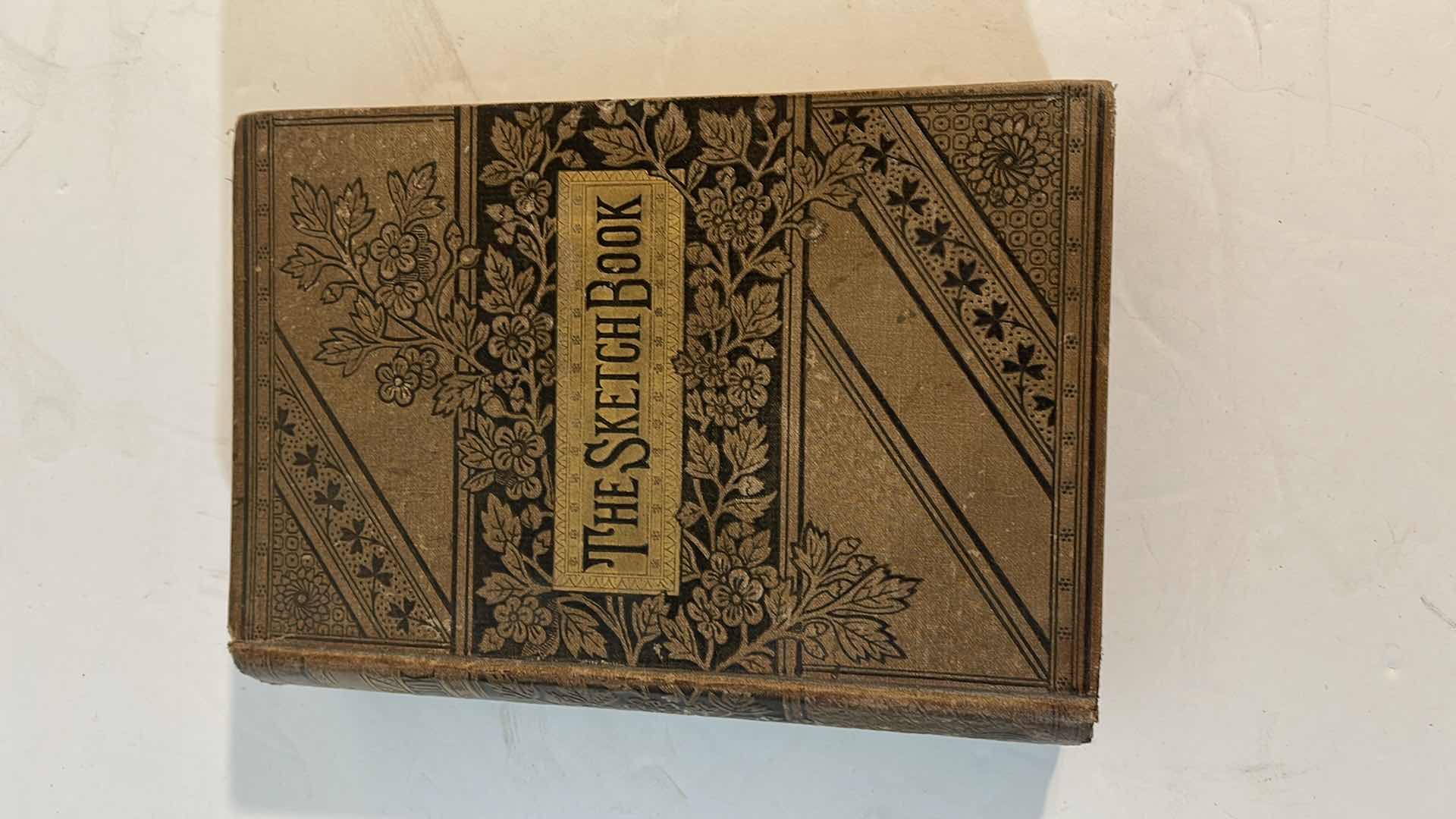 Photo 1 of 1884 ANTIQUE BOOK “THE SKETCH BOOK OF GEOFFREY CRAYON, GENT.” BY WASHINGTON IRVING