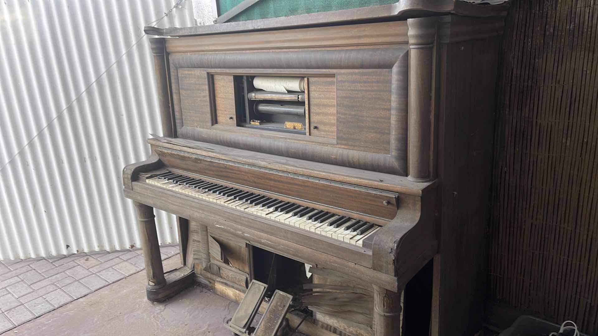 Photo 1 of 1926 ANTIQUE WAYDIG PLAYER PIANO FOR PARTS
