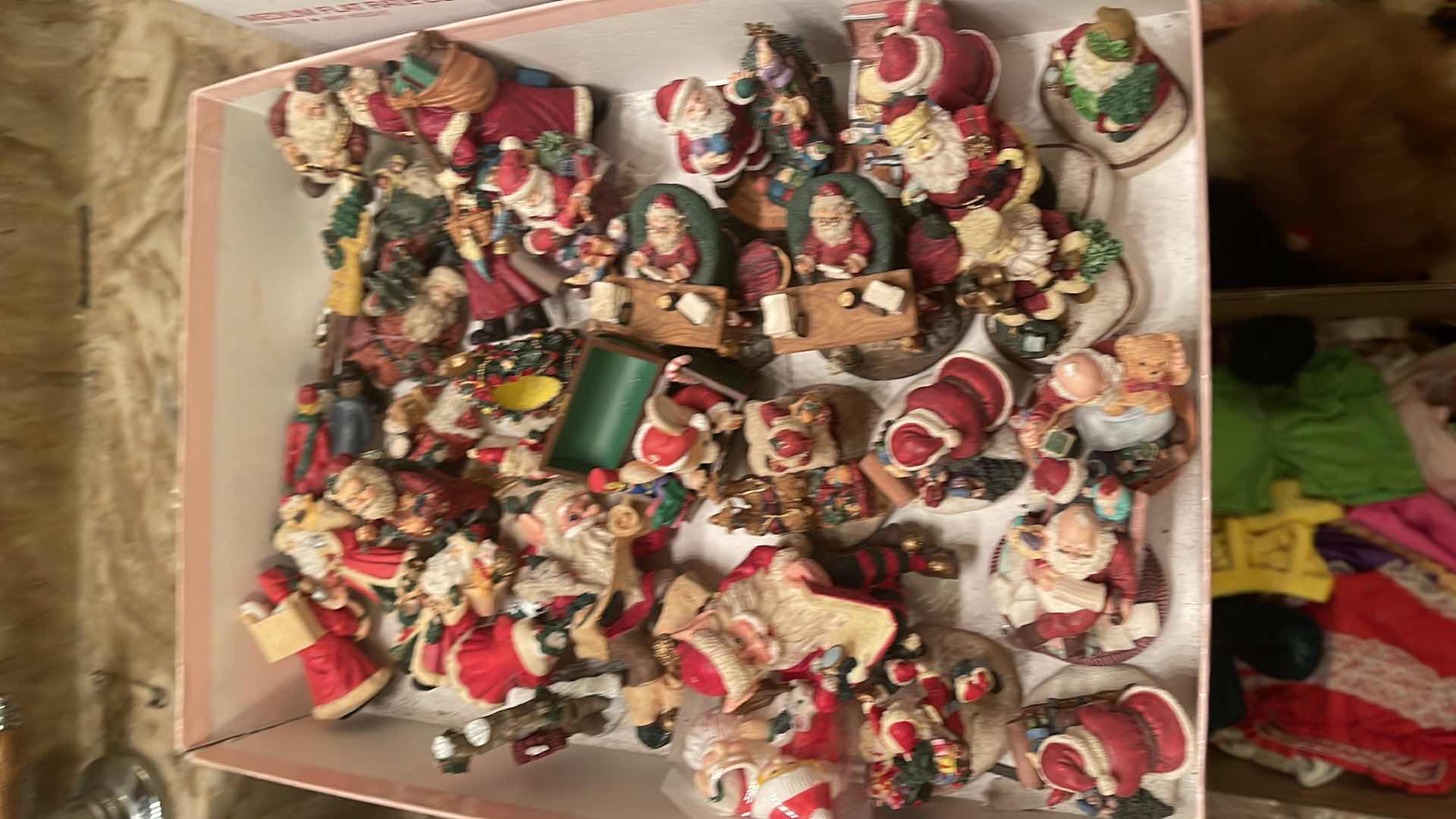 Photo 1 of ENTIRE BOX OF SANTAS SOME VINTAGE